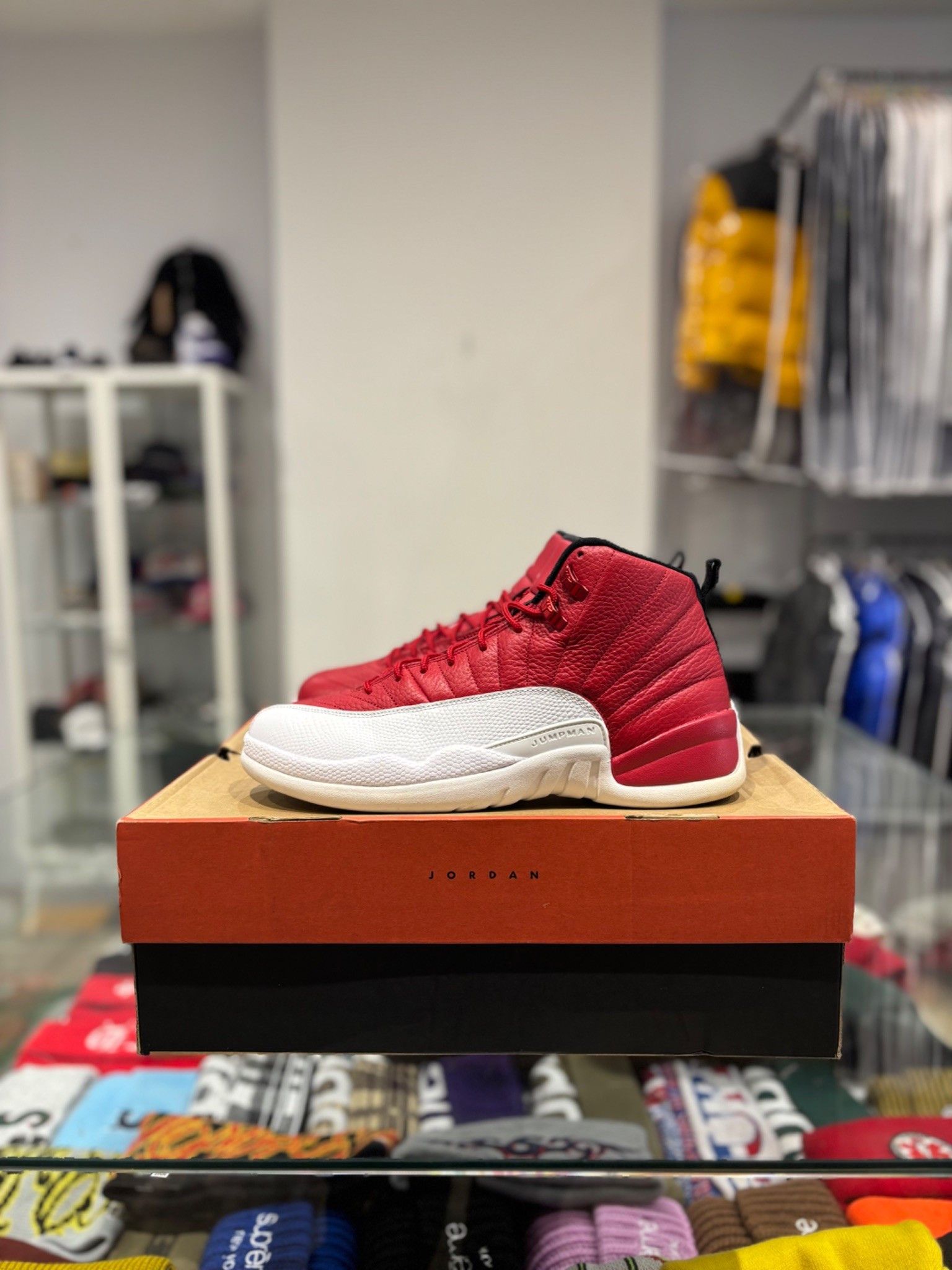 Jordan Brand Jordan 12 Gym Red Size US 10.5 / EU 43-44 - 3 Thumbnail