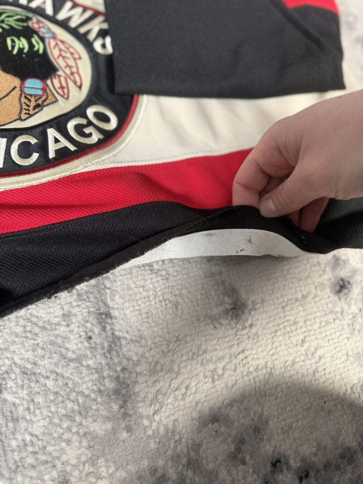 NHL Rare NHL Reebok Chicago Blackhawks Jonathan Toews 19 Jersey Size US M / EU 48-50 / 2 - 8 Thumbnail