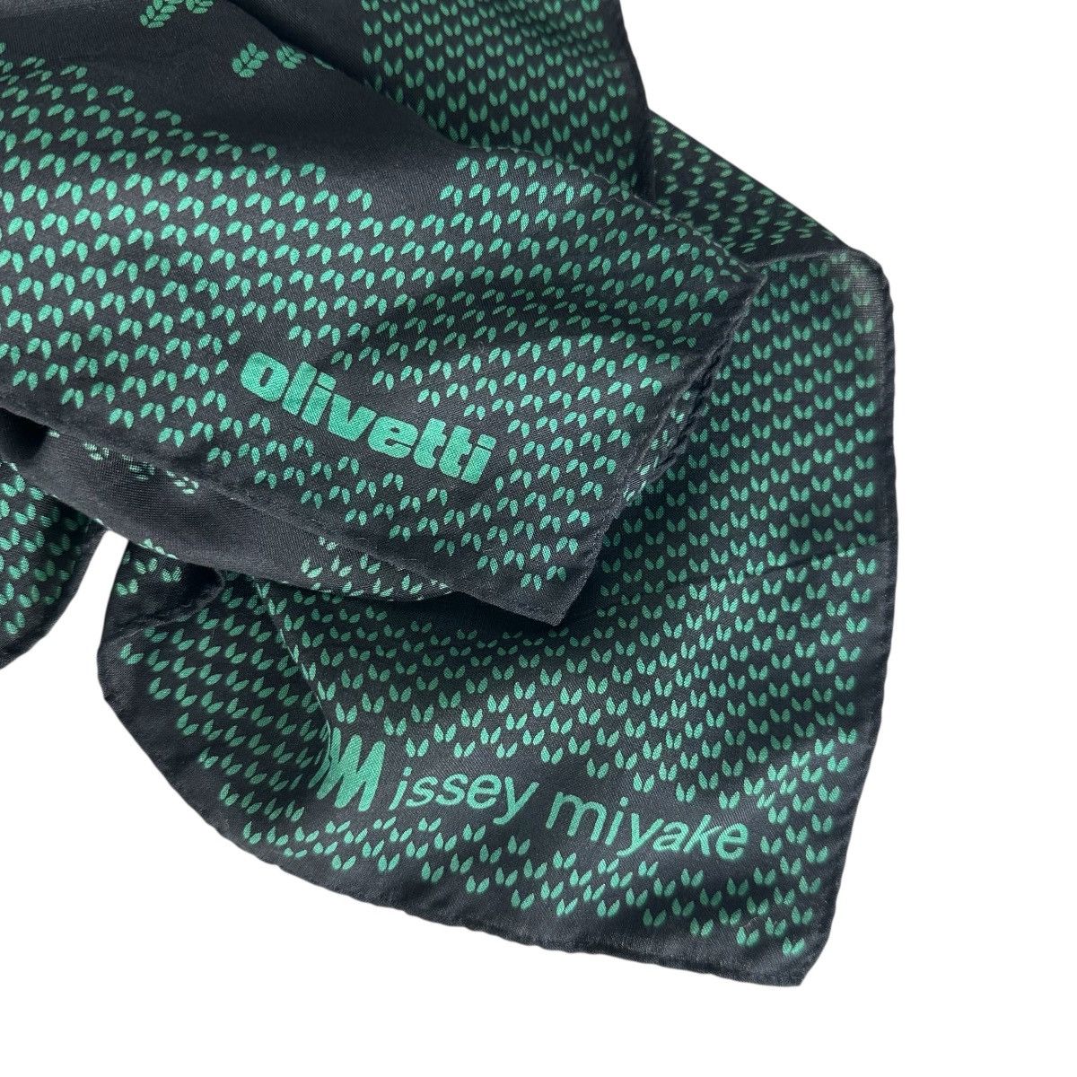 Issey Miyake ISSEY MIYAKE SQUARE SCARF Size ONE SIZE - 5 Thumbnail