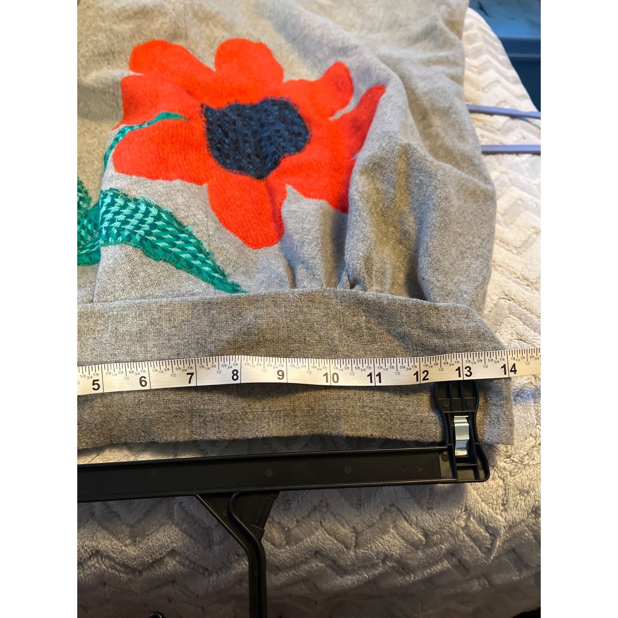 Other Vintage Handcrafted Gray Wool swing Skirt With Red Floral Ap Size M / US 6-8 / IT 42-44 - 2 Thumbnail