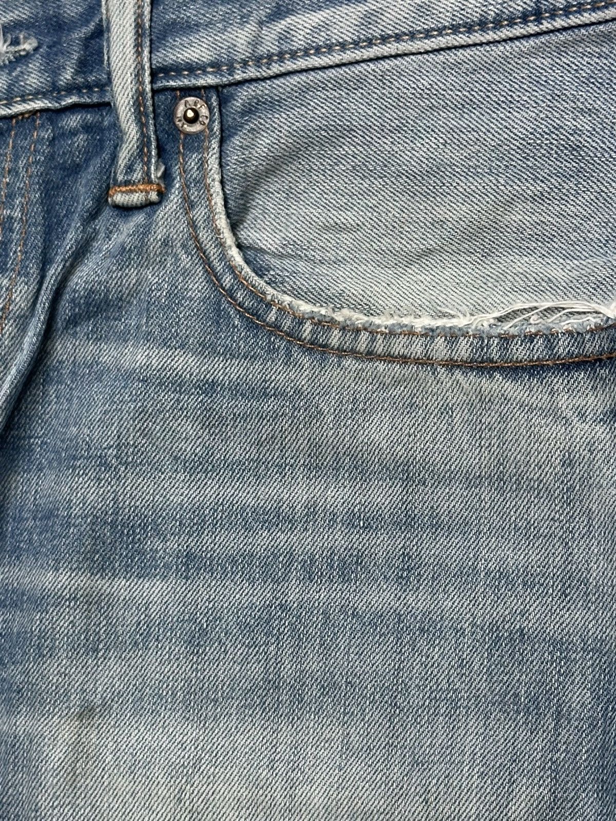 Abercrombie & Fitch Abercrombie & Fitch Distressed Light BlueWash Jeans & Faded Size US 33 - 6 Thumbnail