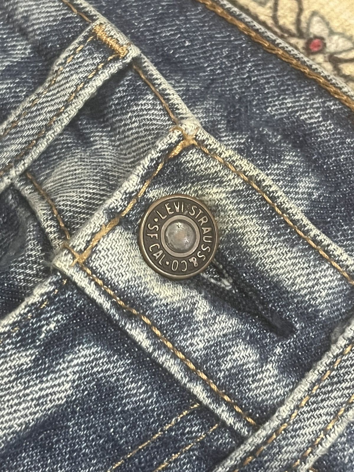 Levi's Y2K Levi’s 505 Blue Washed Distressed Straight Leg Jeans Size US 28 / EU 44 - 5 Thumbnail