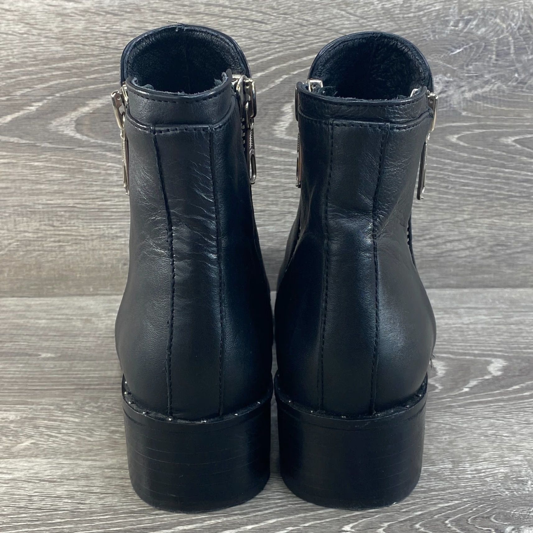 Steve Madden Steve Madden Womens 9 Biker Boots Lanna Black Leather Ankle Booties Side Zip Studded Boots Size US 9 / IT 39 - 6 Thumbnail