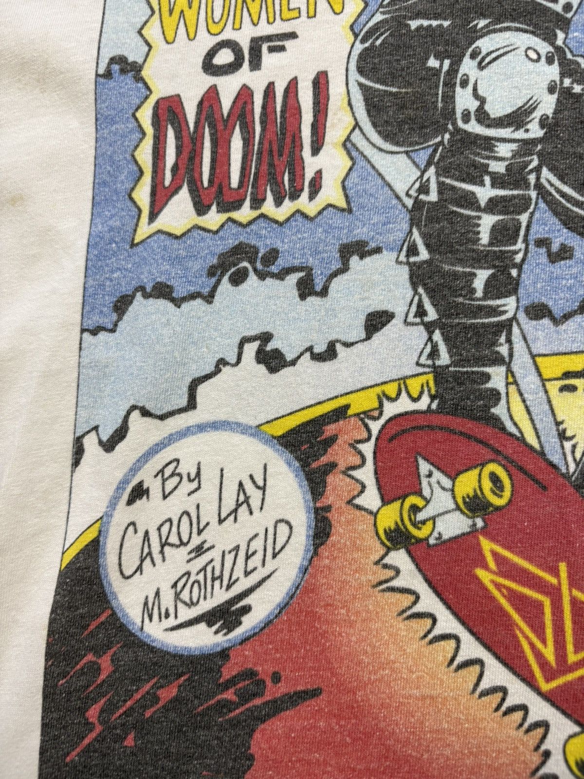 Band Tees Vintage 00s Def Leppard Hysteria Women Of Doom Tee Band Rare Size US XL / EU 56 / 4 - 9 Thumbnail