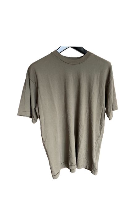 Yeezy season best sale 6 tee