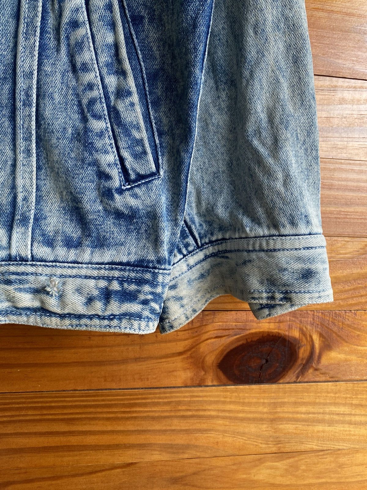 Vintage Vintage 1980s Acid-Wash Denim Jacket Unisex Retro Blue Jean Size US L / EU 52-54 / 3 - 8 Thumbnail