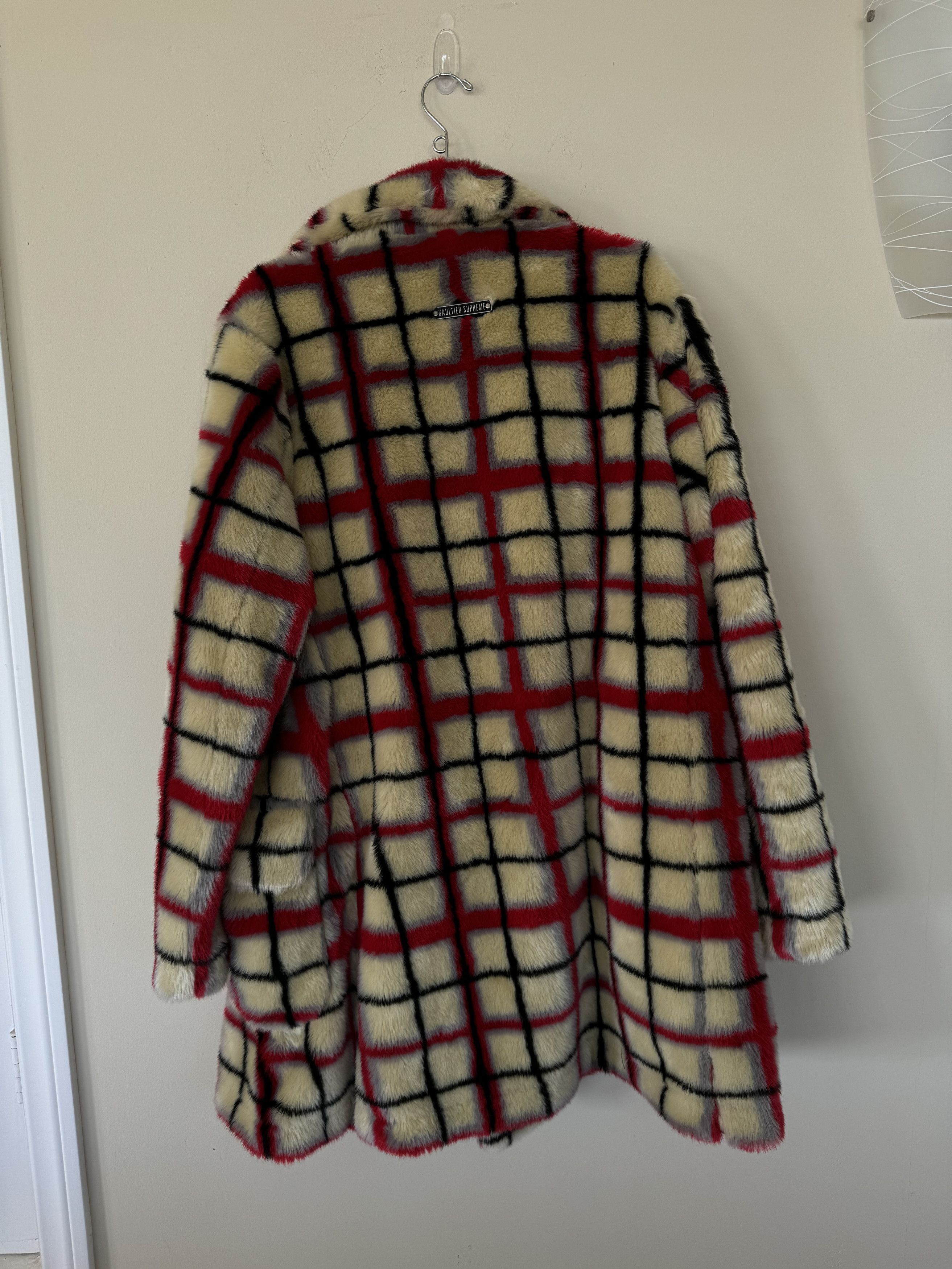 Jean Paul Gaultier × Supreme Supreme JPG Fur Coat NWT Size US M / EU 48-50 / 2 - 9 Thumbnail