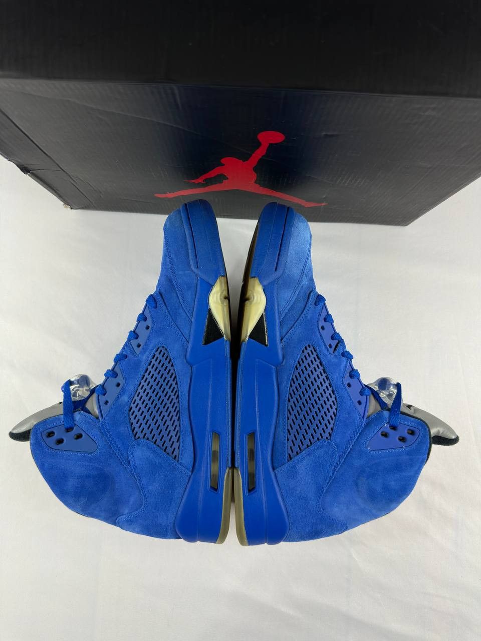 Nike Nike Air Jordan 5 Retro 'Blue Suede' 2017 136027-401 Size US 12 / EU 45 - 10 Thumbnail