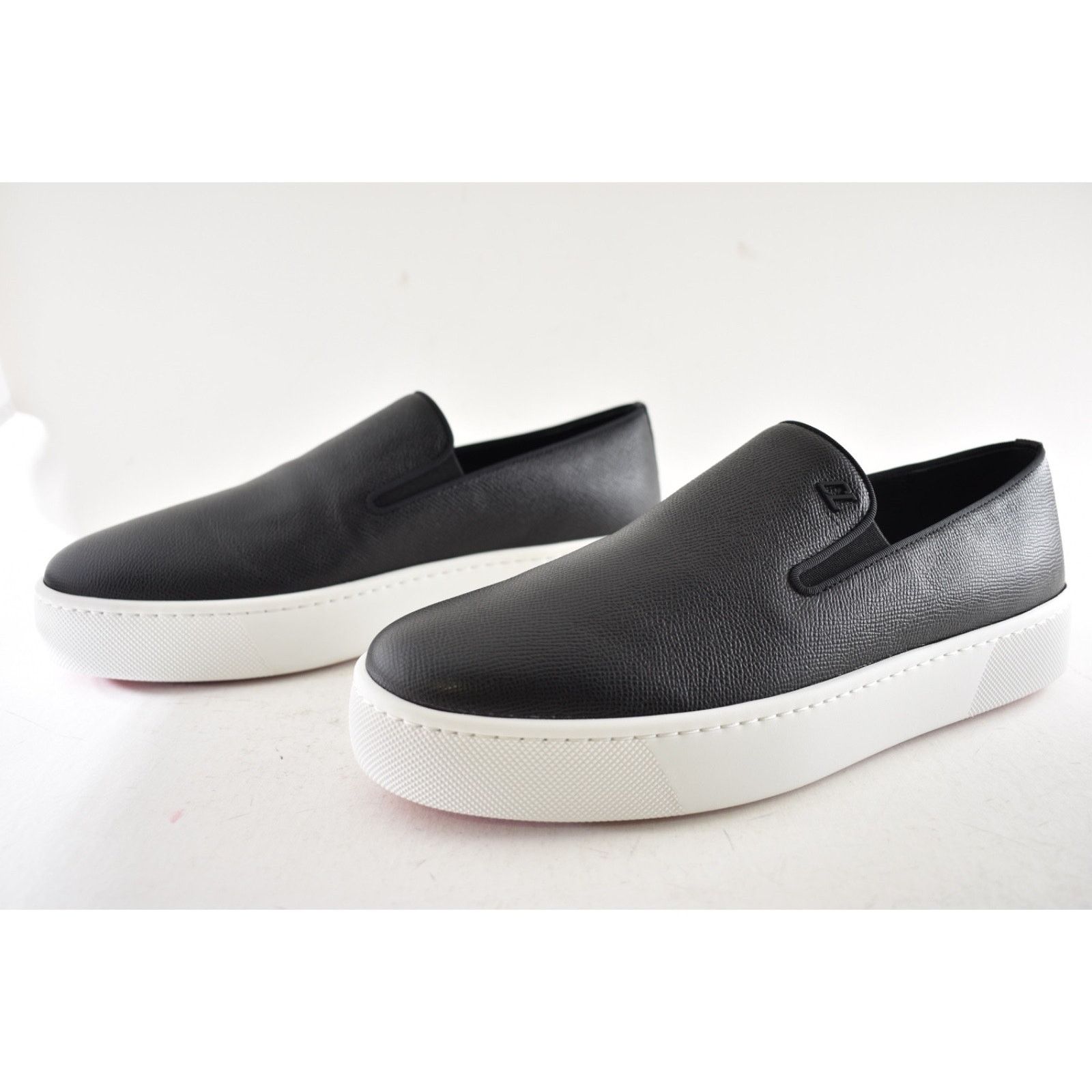 Christian Louboutin Christian Louboutin Mens Boatissimo Flat Black Leather Size US 9 / EU 42 - 16 Thumbnail