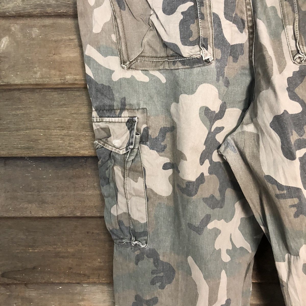 Japanese Brand DL Plus More Camo utility military cargo Pants #S2775 Size US 35 - 16 Thumbnail