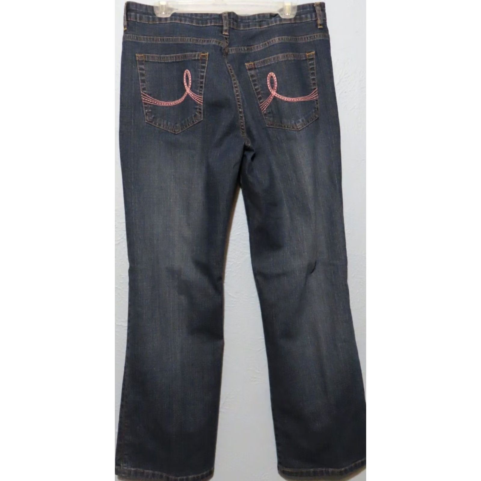 Lee Lee National Denim Day Blue Jeans with Pink Accents Womens Regular 13/14M Mid Rise 5-Pocket Denim Zip Inseam 30.5in Cotton Blend Blue Jeans Size 34" / US 12 / IT 48 - 6 Thumbnail