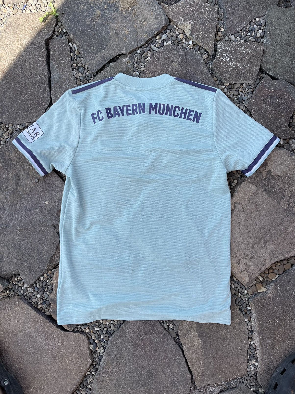 Adidas 2018 Adidas Bayern Munchen soccer jersey Size US M / EU 48-50 / 2 - 9 Thumbnail