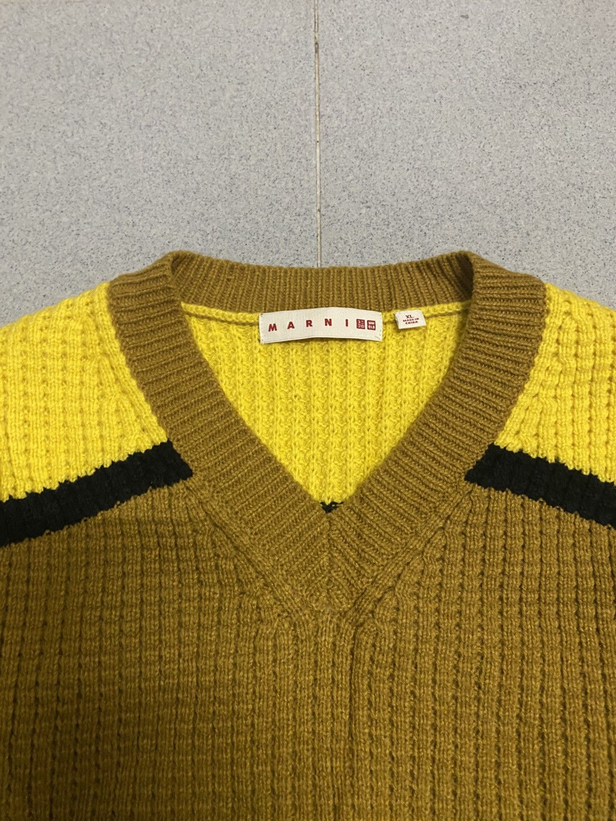 Marni Marni knitwear sweatshirt by uniqlo Size XL / US 12-14 / IT 48-50 - 2 Thumbnail