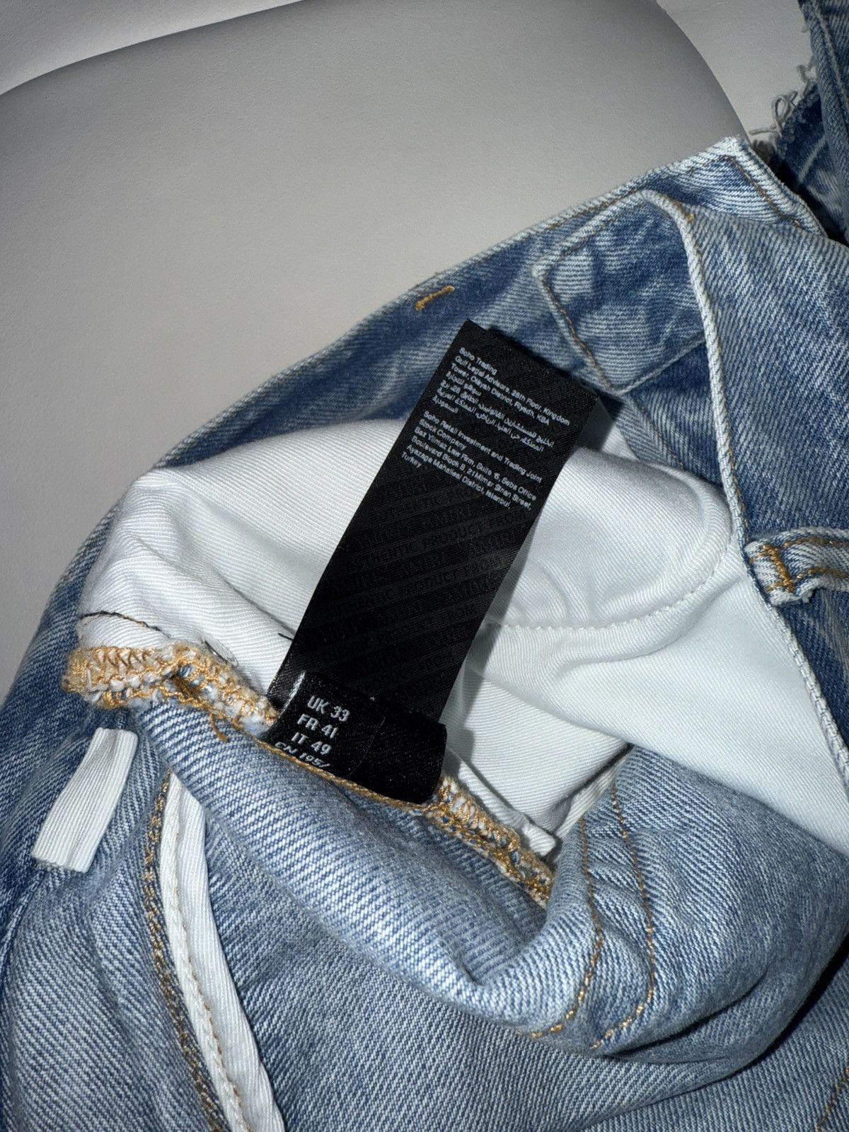Amiri Amiri patch logo shorts Size US 33 - 10 Thumbnail