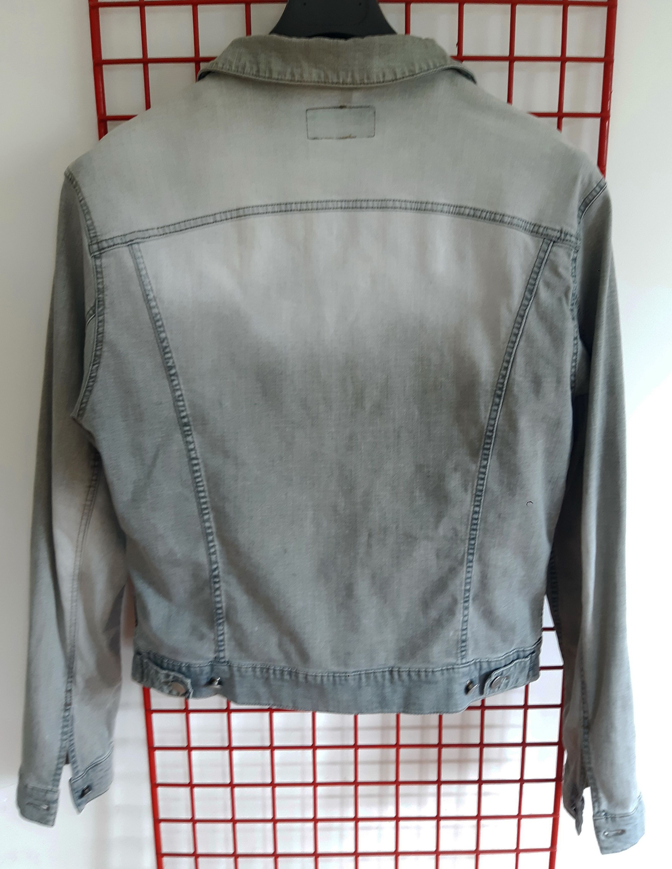 Armani Vintage ARMANI JEANS Italy Denim Jakcet size 52 Size US L / EU 52-54 / 3 - 3 Thumbnail