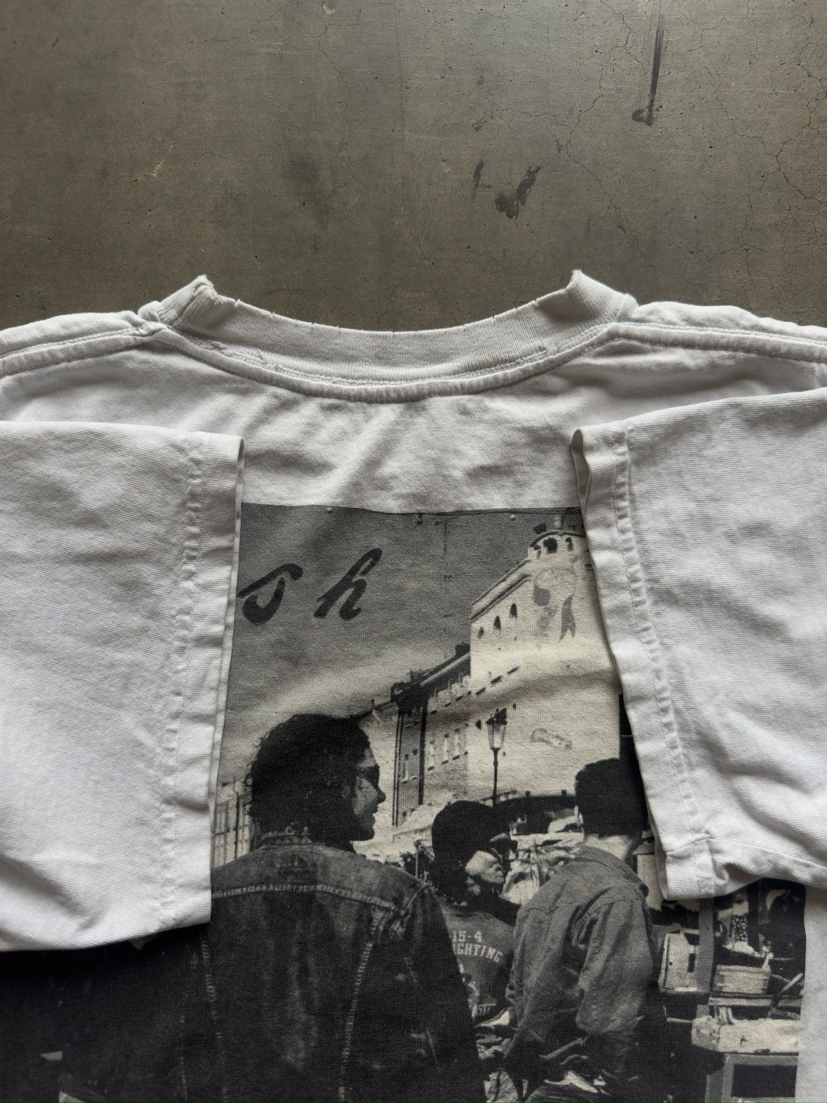 Vintage 1995 FADED Bush Band Rare White Tee Size L Size US L / EU 52-54 / 3 - 7 Thumbnail