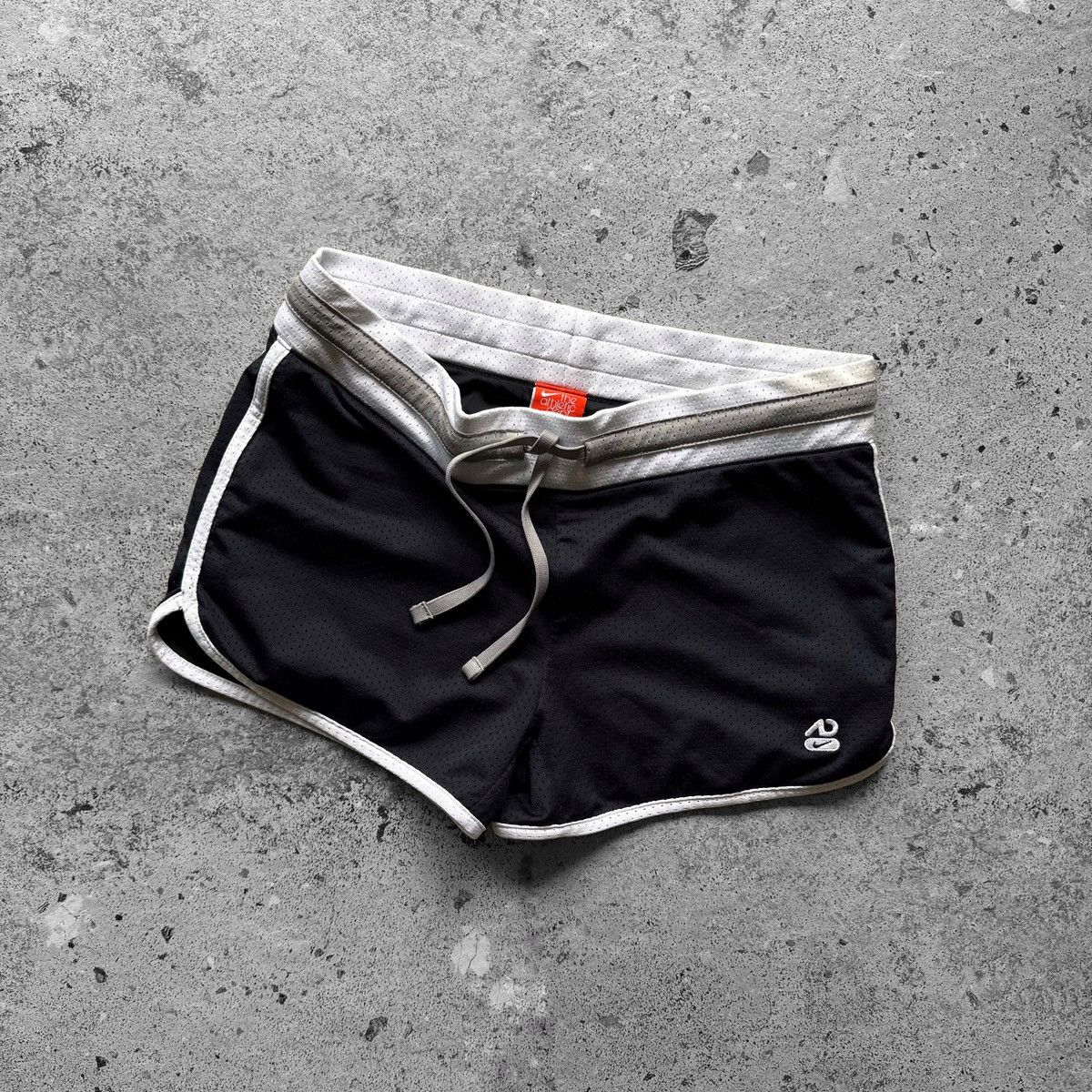 Nike Nike The Athletic Dept. Womens Black Mesh Running Shorts Size 28" / US 6 / IT 42 - 3 Thumbnail