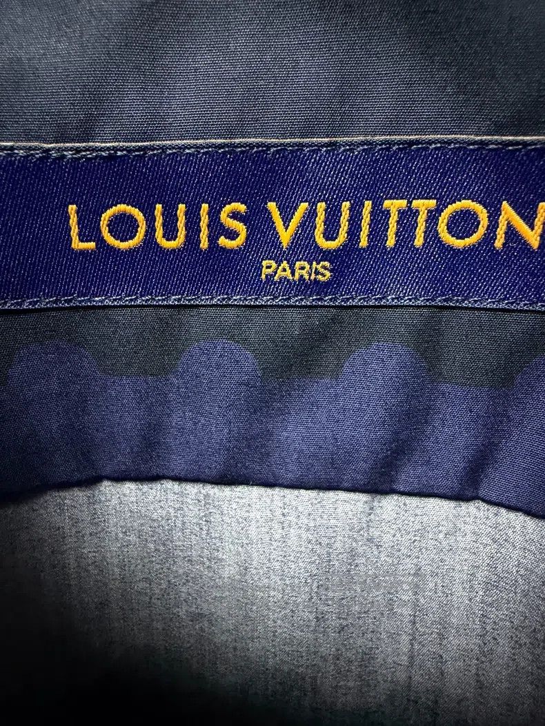 Louis Vuitton Louis Vuitton Checkerboard short sleeve shirt Size US S / EU 44-46 / 1 - 3 Thumbnail