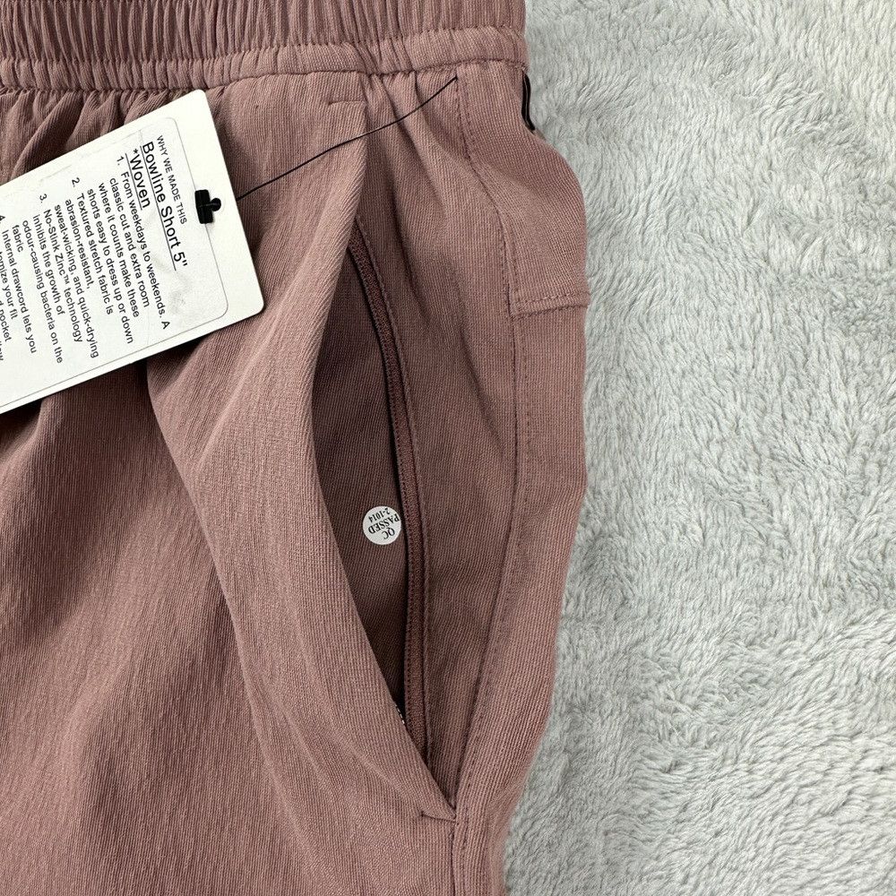 Lululemon Lululemon NWT Bowline 5" Shorts *Woven Twilight Rose Men Si Size US 40 / EU 56 - 5 Thumbnail