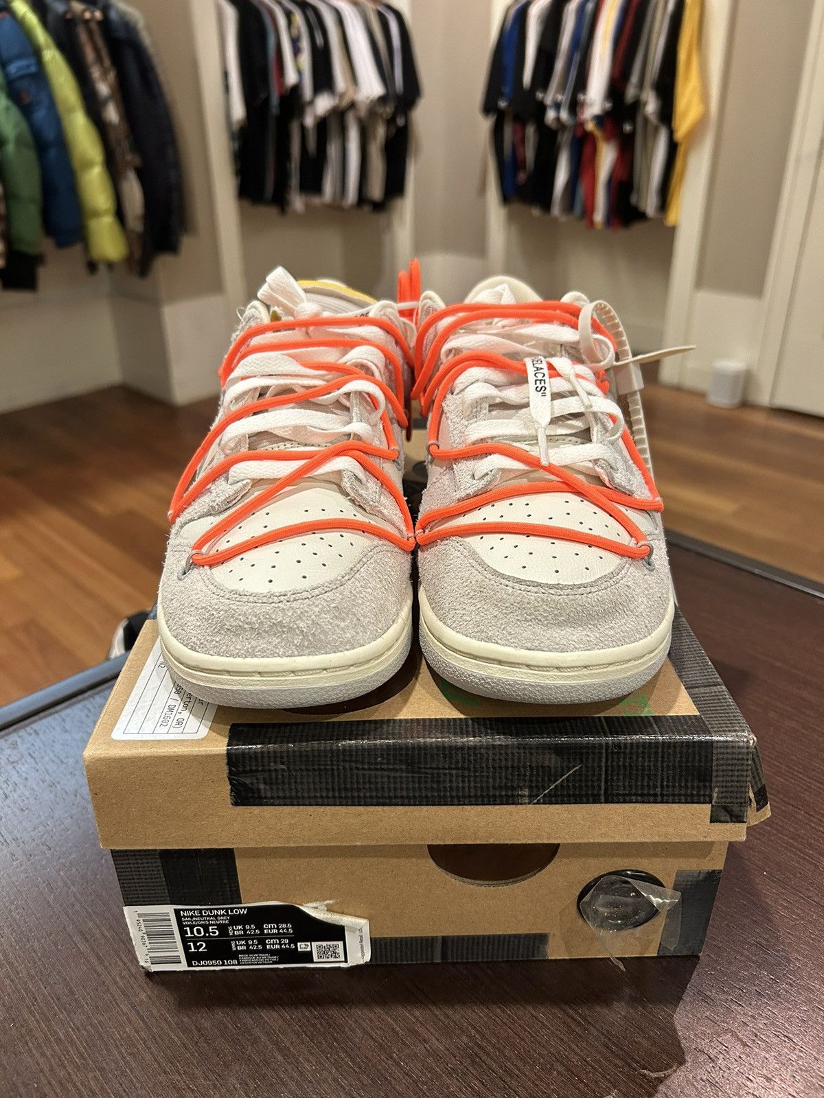 Nike × Off-White Nike Dunk Low Off-White Lot 11 Size US 10.5 / EU 43-44 - 5 Thumbnail