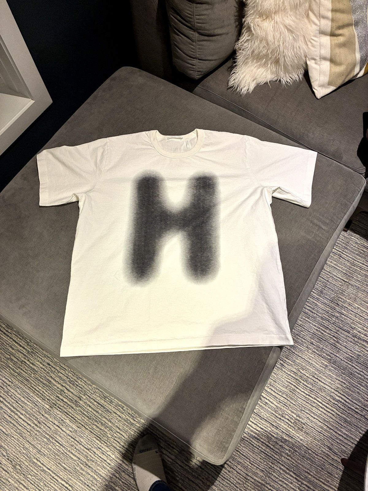 Helmut Lang Helmut Lang ‘Blurred’ T Shirt Like New SizeL Size US L / EU 52-54 / 3 - 1 Thumbnail