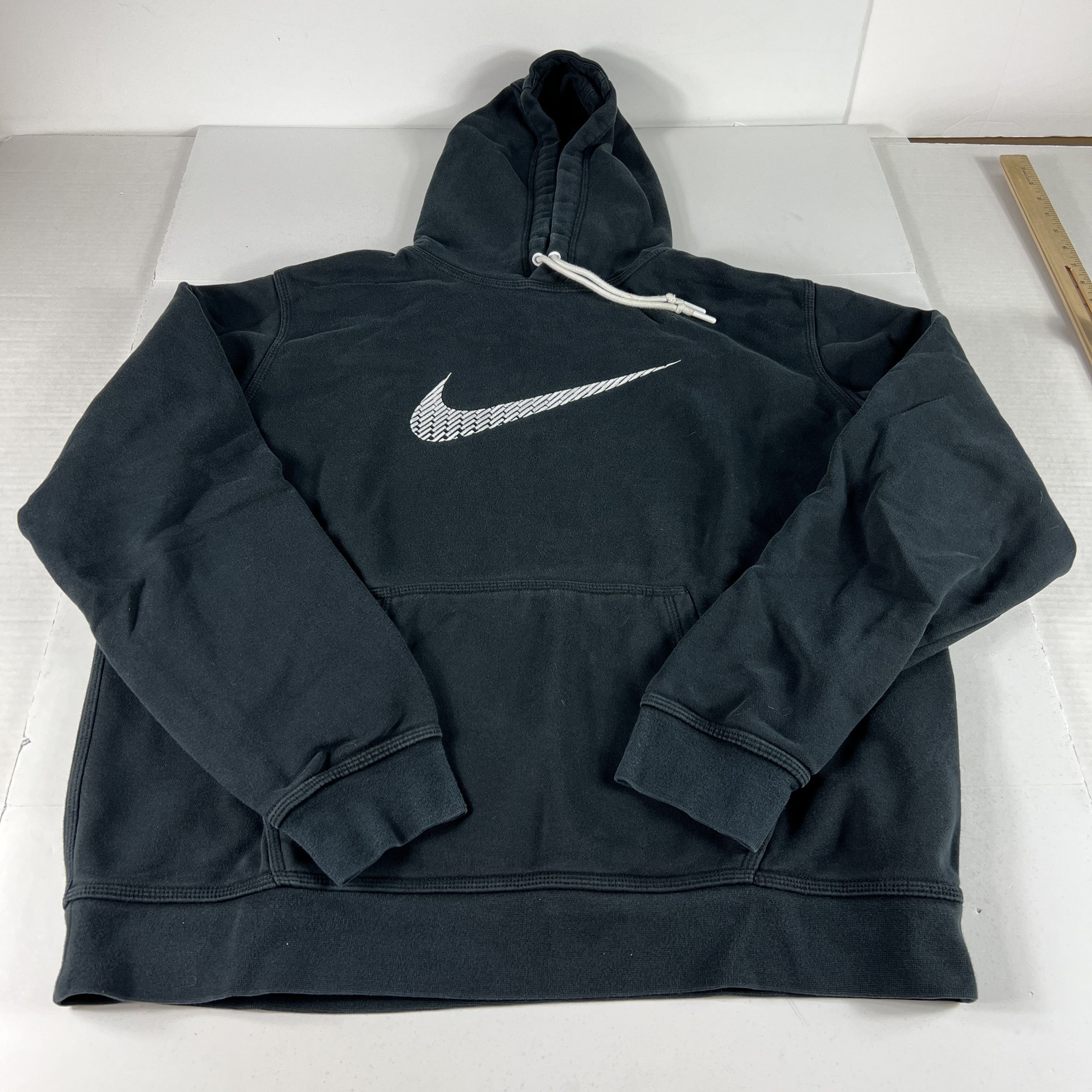 Nike Nike Sweatshirt Black Faded Swoosh Logo Pullover Hoodie Size US XL / EU 56 / 4 - 1 Thumbnail