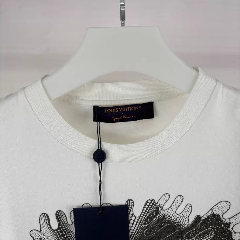 Louis Vuitton Louis Vuitton Yayoi Kusama Psychedelic Short Sleeve Size US L / EU 52-54 / 3 - 3 Thumbnail