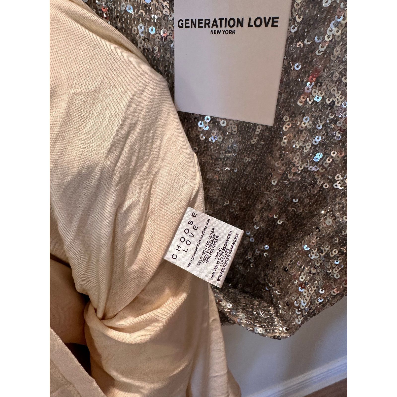 Generation Love NWT Generation Love Donna Sequin Dress Silver size XXS Size XXS / US 00 / IT 34 - 8 Thumbnail