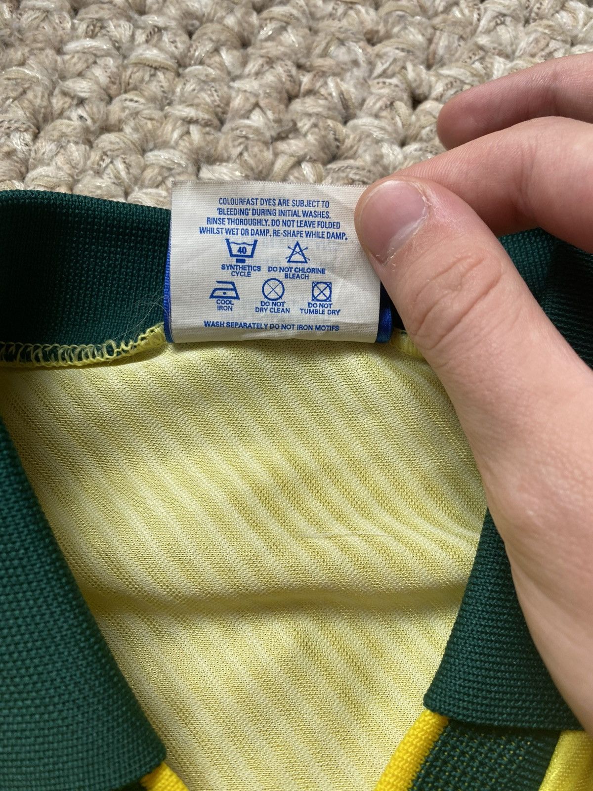 Umbro Vintage 1993/1994 Soccer Football Jersey Umbro Brasil Brazil Size US XL / EU 56 / 4 - 6 Thumbnail