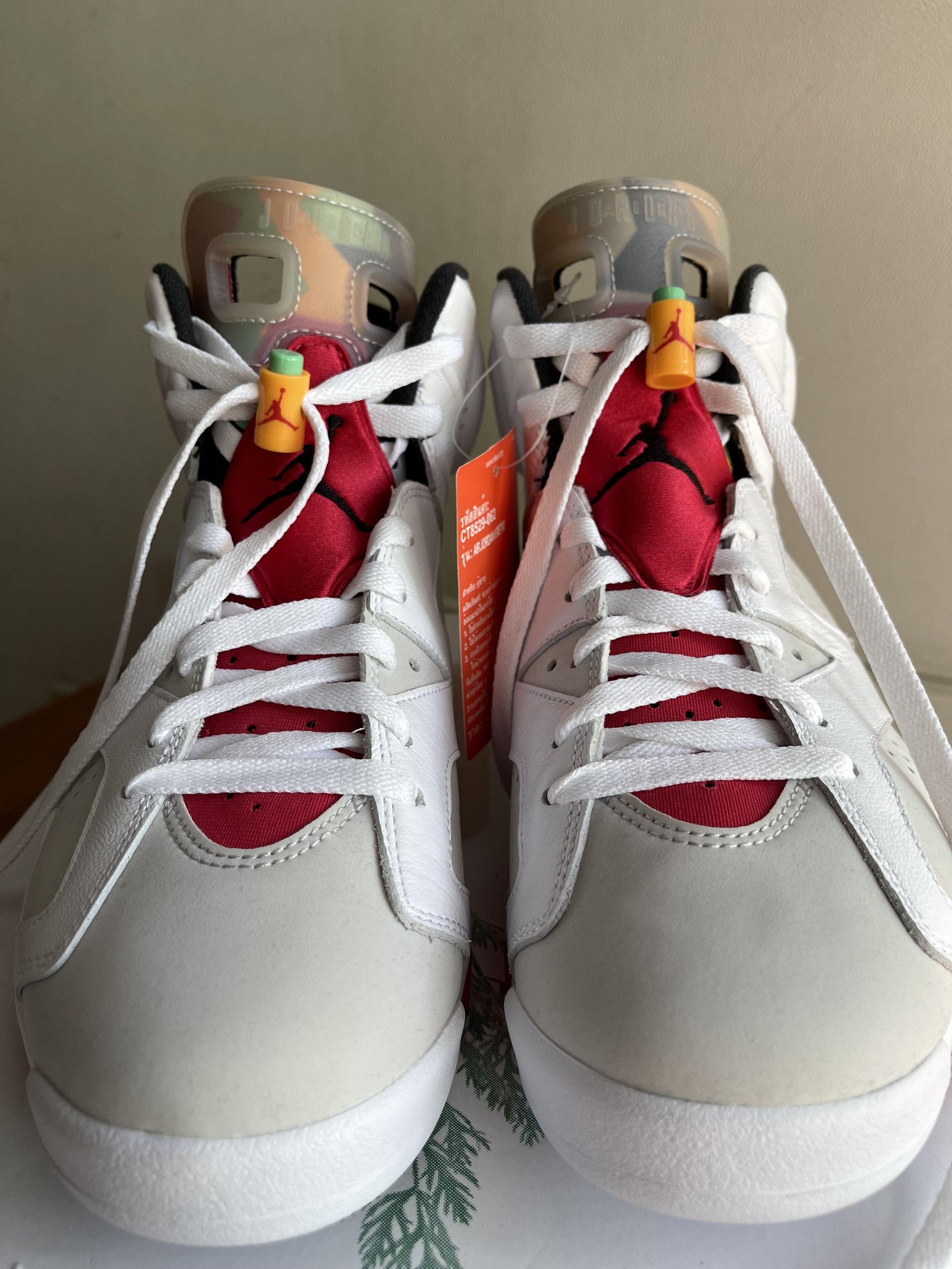 Nike NIKE AIR JORDAN 6 RETRO "HARE" Size US 8 / EU 41 - 7 Thumbnail