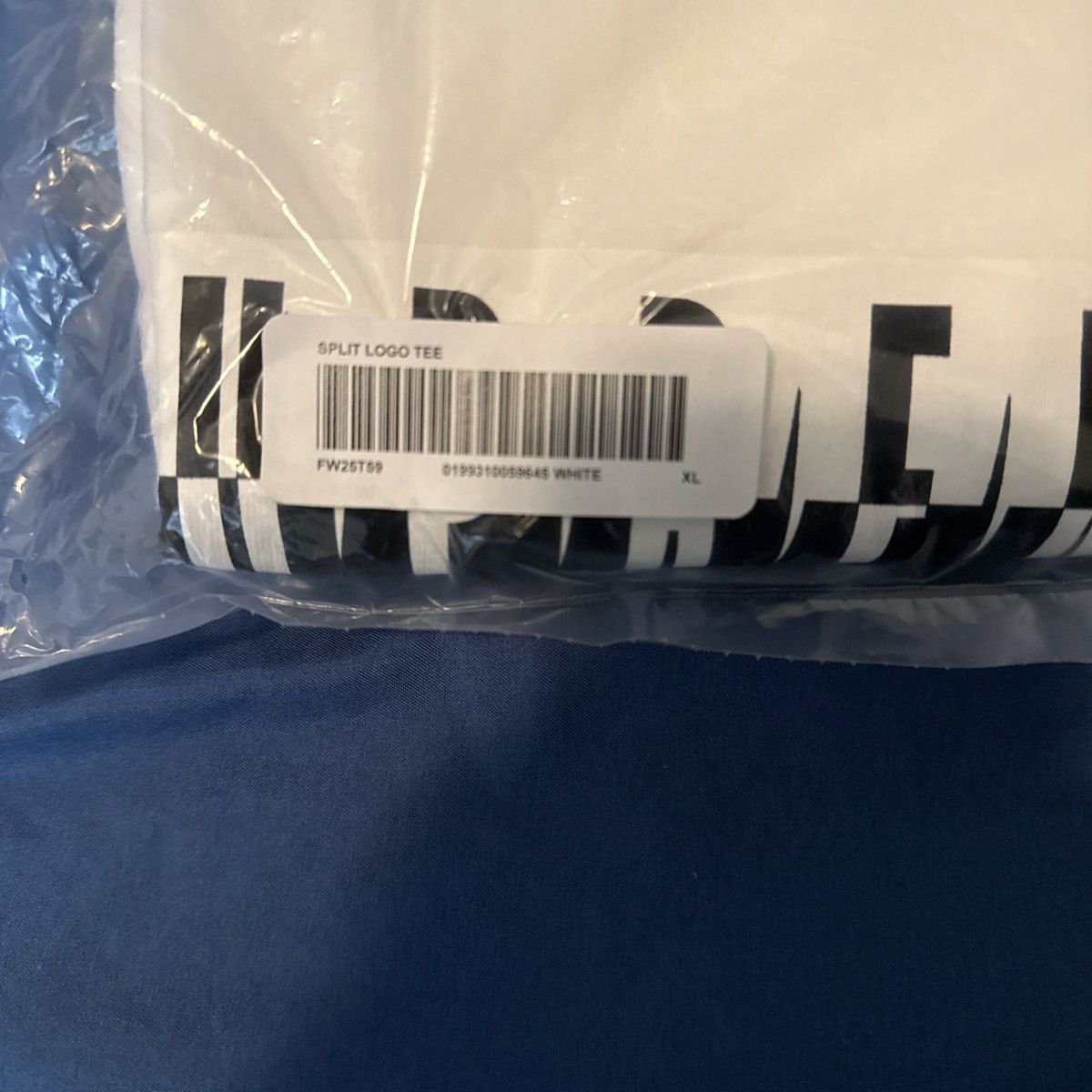 Supreme Supreme split tee Size US XL / EU 56 / 4 - 2 Thumbnail