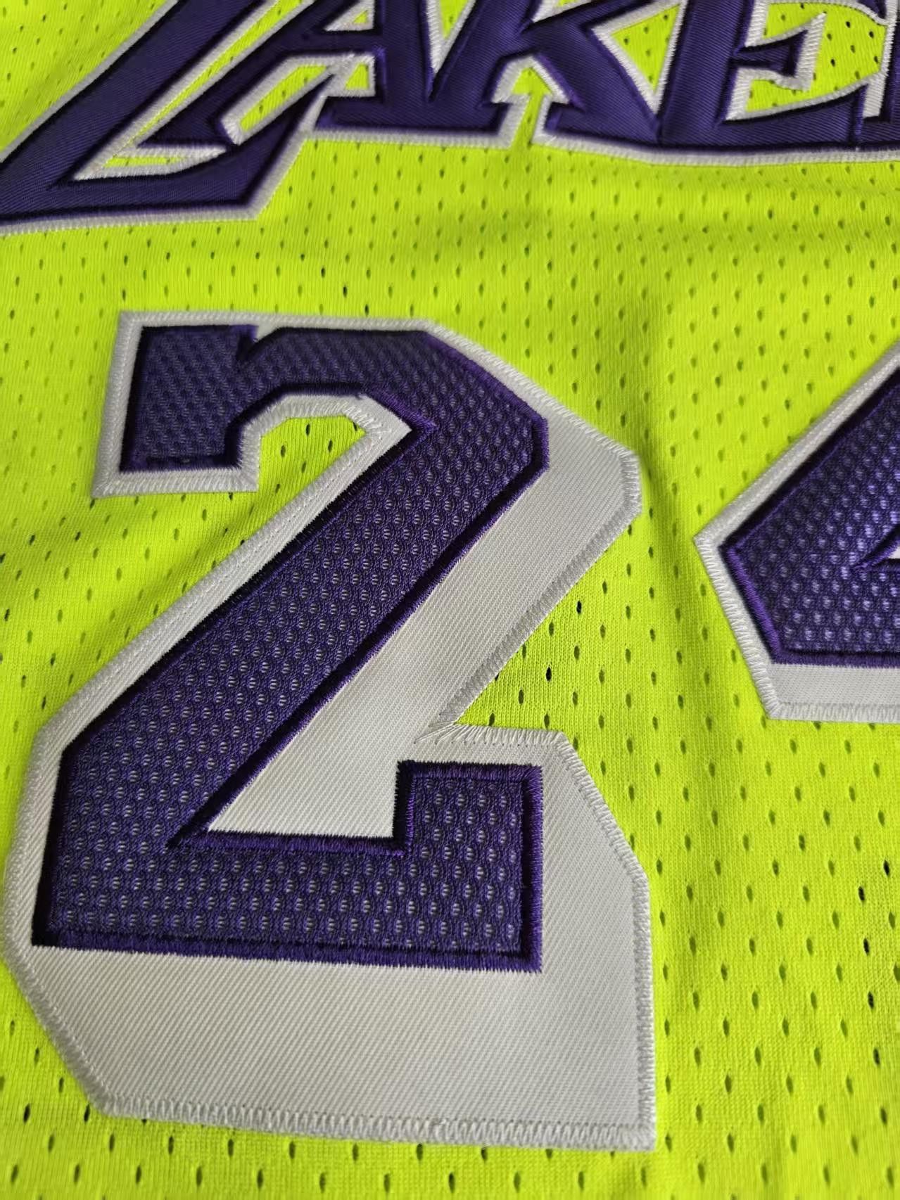 NBA 2007 08 Los Angeles Lakers #24 Kobe Bryant Jersey Green Size US M / EU 48-50 / 2 - 4 Thumbnail