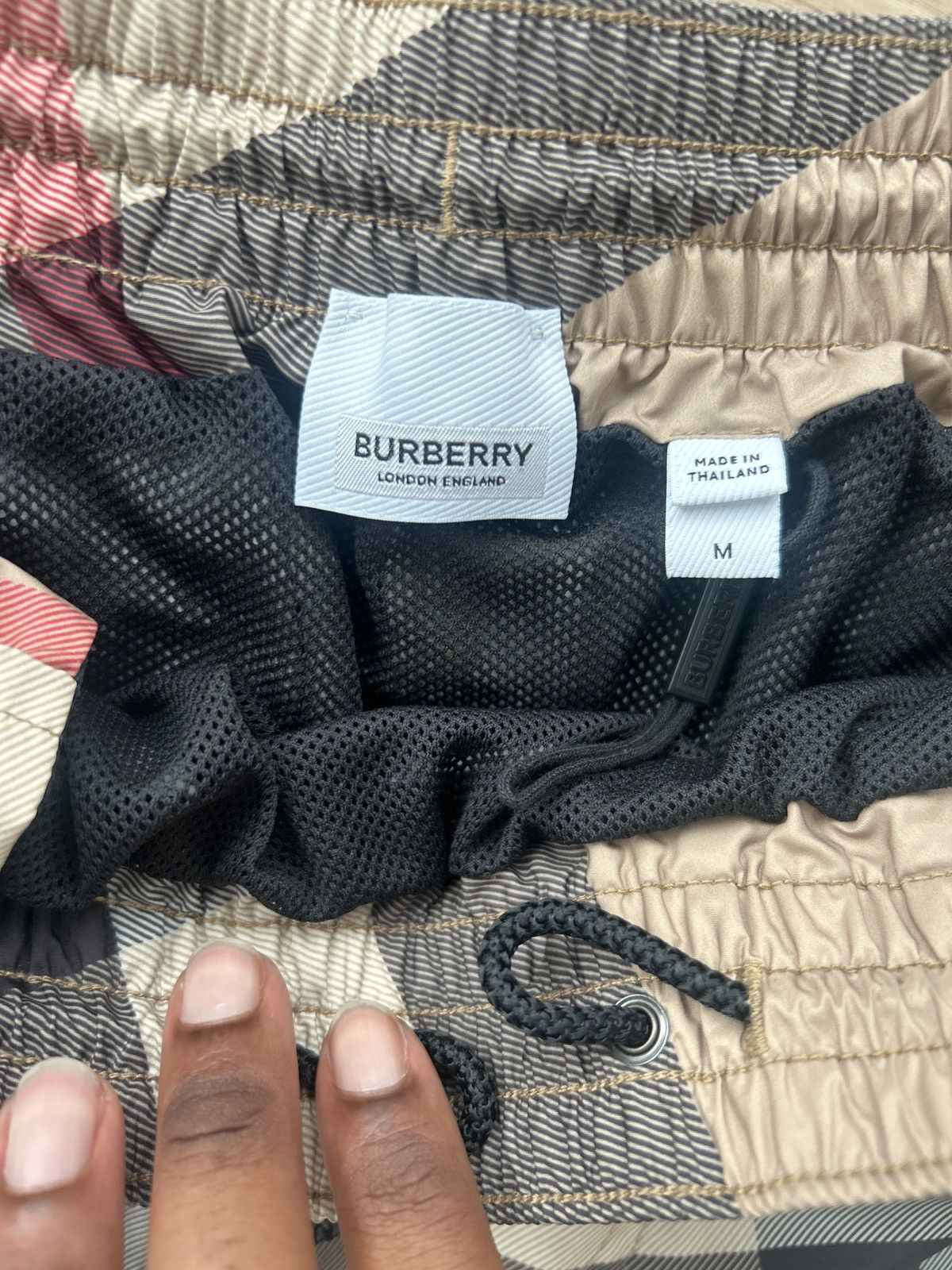 Burberry Men Burberry swim trunks/shorts Size US 34 / EU 50 - 5 Thumbnail