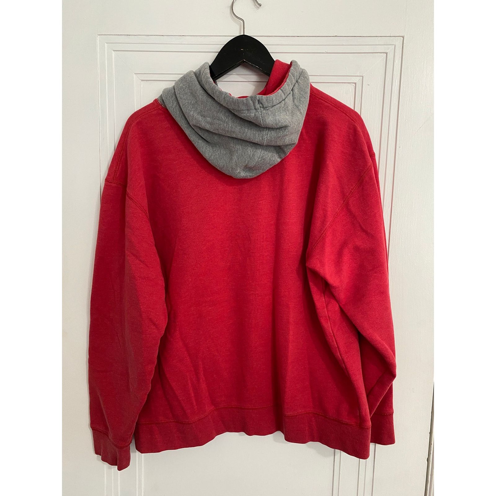 NCAA Wisconsin Badgers Stitched Hoodie Sweatshirt Size Large Size US L / EU 52-54 / 3 - 4 Thumbnail