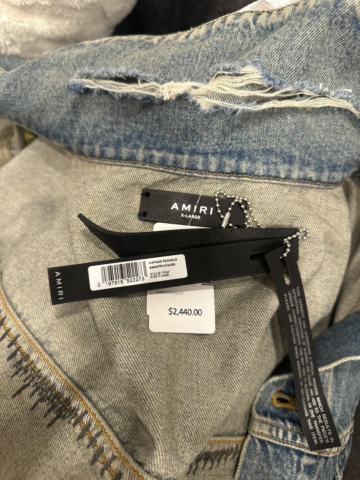 Amiri Amiri Vintage Pegasus Distressed Jacket Size US XL / EU 56 / 4 - 7 Thumbnail