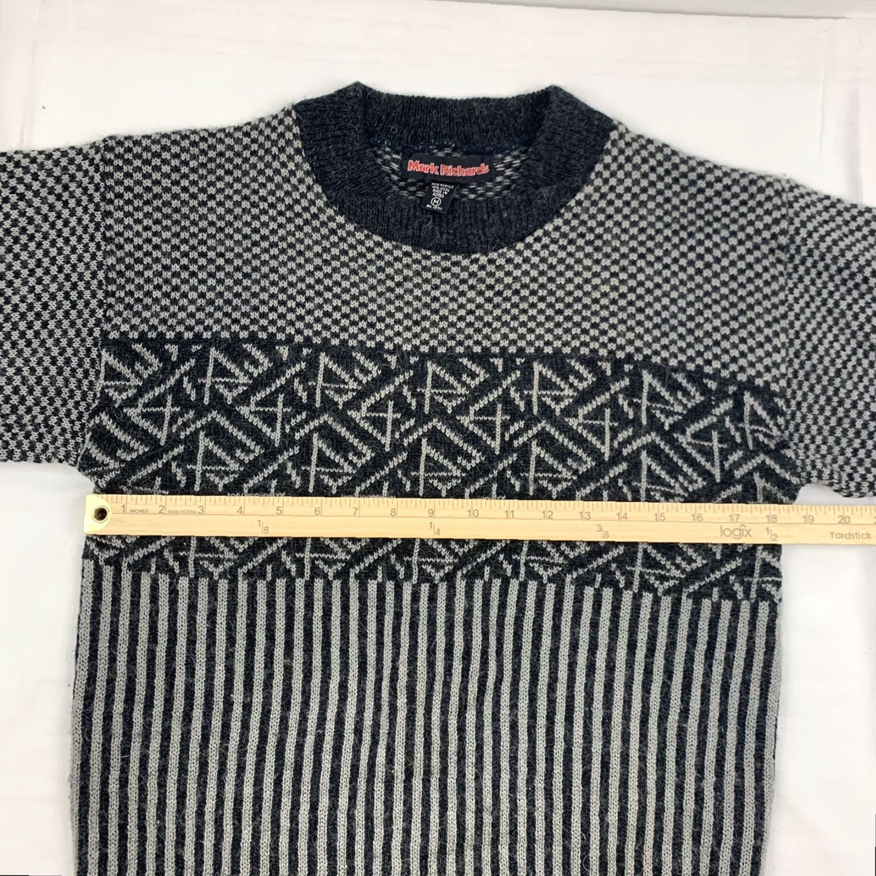 Vintage VINTAGE Mark Richards Sweater Adult Medium Knit Gray Black Crewneck 90s Mens Pullover Wool-free 90s Theme Size US M / EU 48-50 / 2 - 6 Thumbnail