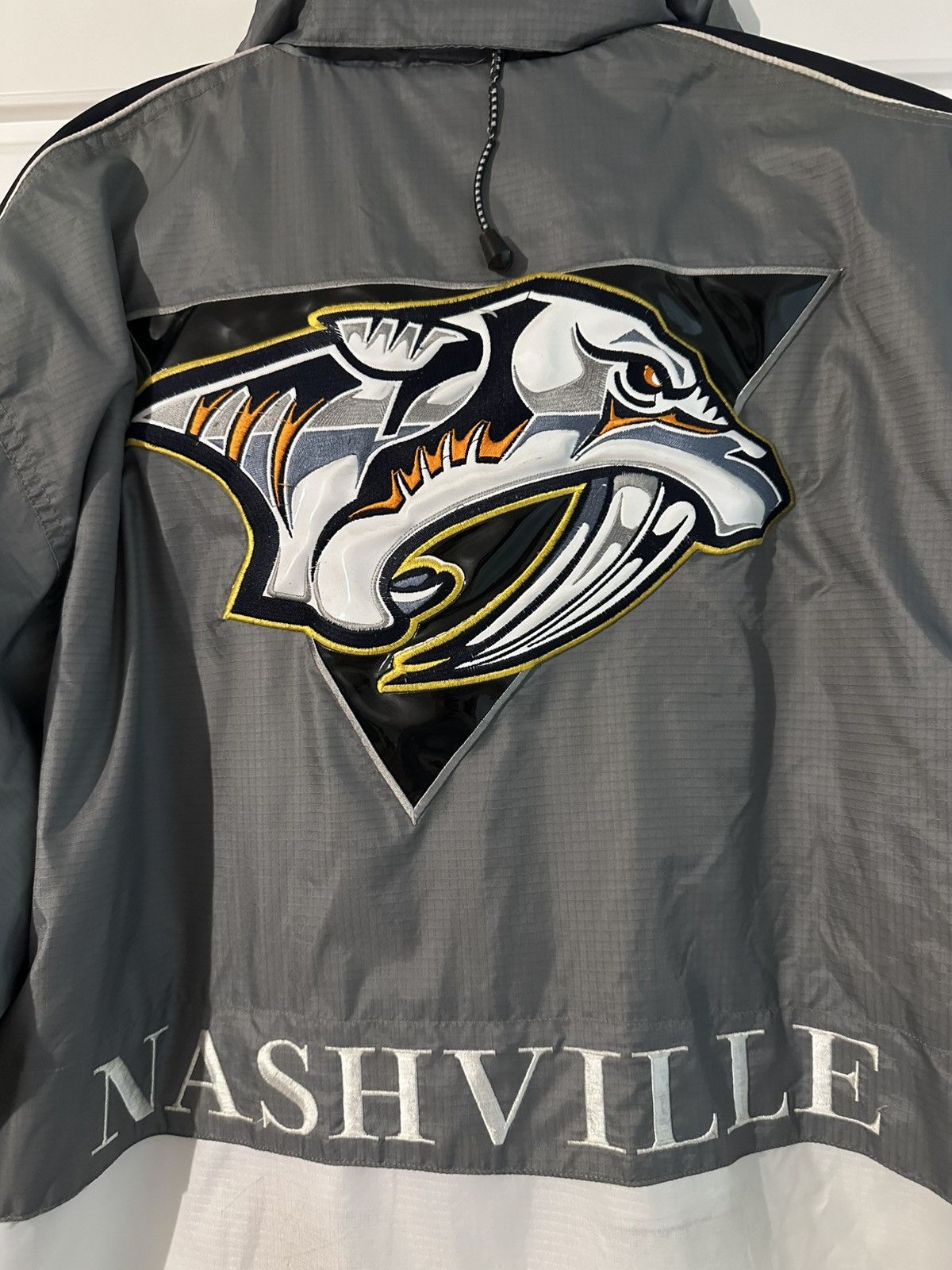 Starter Jacket NHL Nashvilie Size US S / EU 44-46 / 1 - 6 Thumbnail