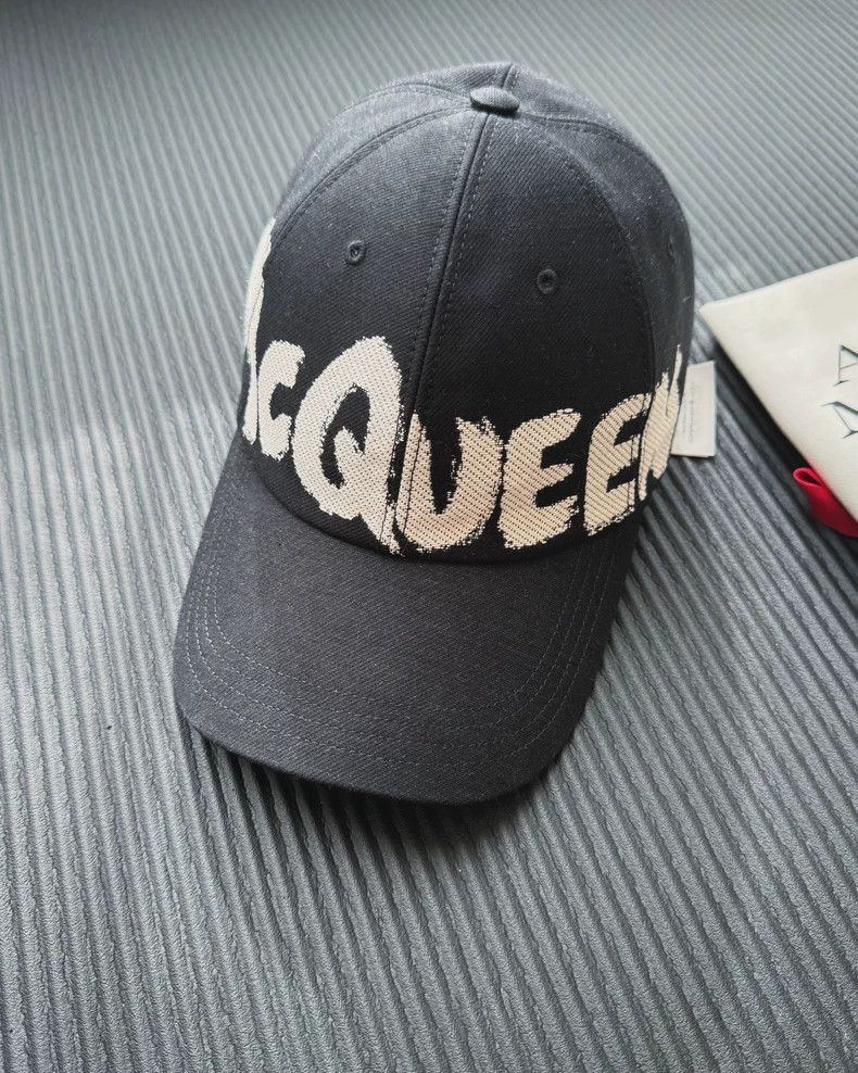 Alexander McQueen Alexander Mcqueen SizeM Sewing hats Size ONE SIZE - 2 Thumbnail