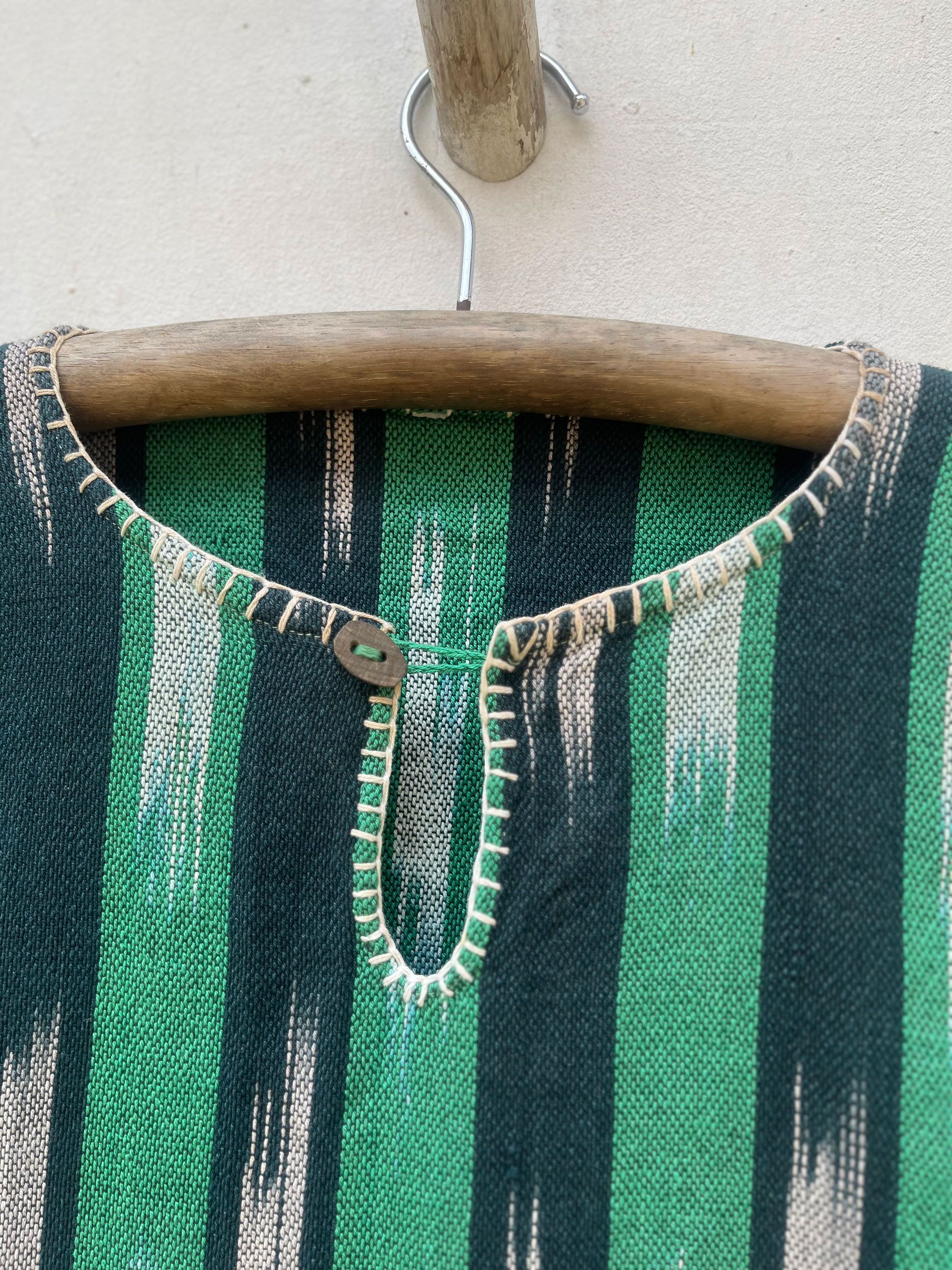 Handmade Heritage Traditional Knitted Crocheted American Native Tunic Size US L / EU 52-54 / 3 - 2 Thumbnail