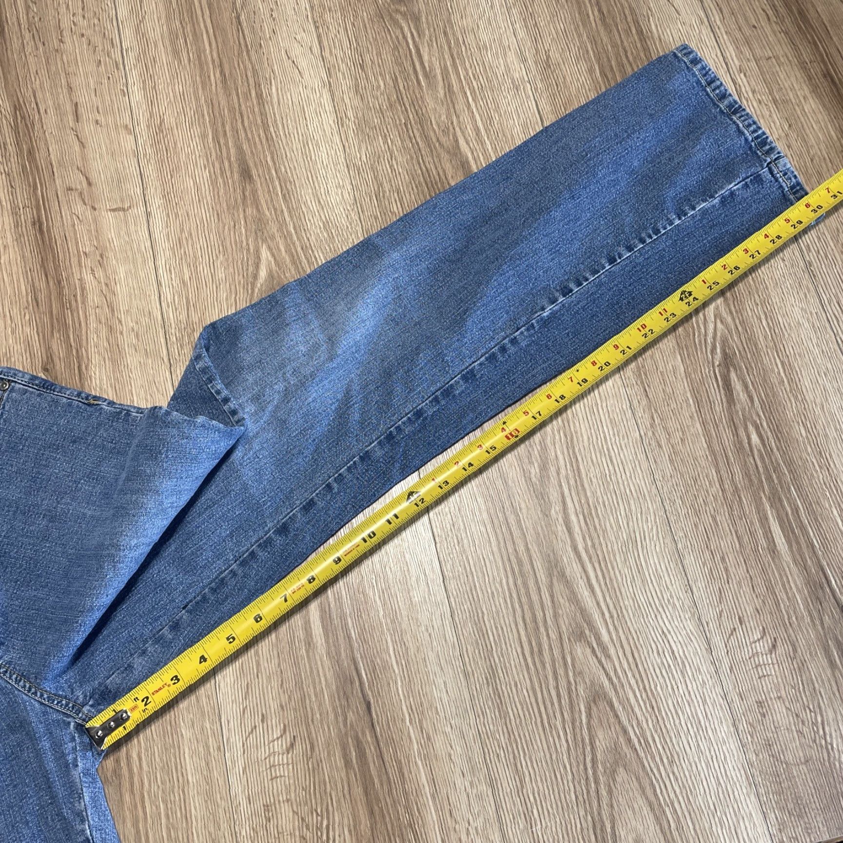 Vintage VINTAGE St. John's Bay Women's Jeans Size 8 Medium Wash Blue Straight Leg Stretch Denim Pants Adult Size 30" / US 8 / IT 44 - 7 Thumbnail