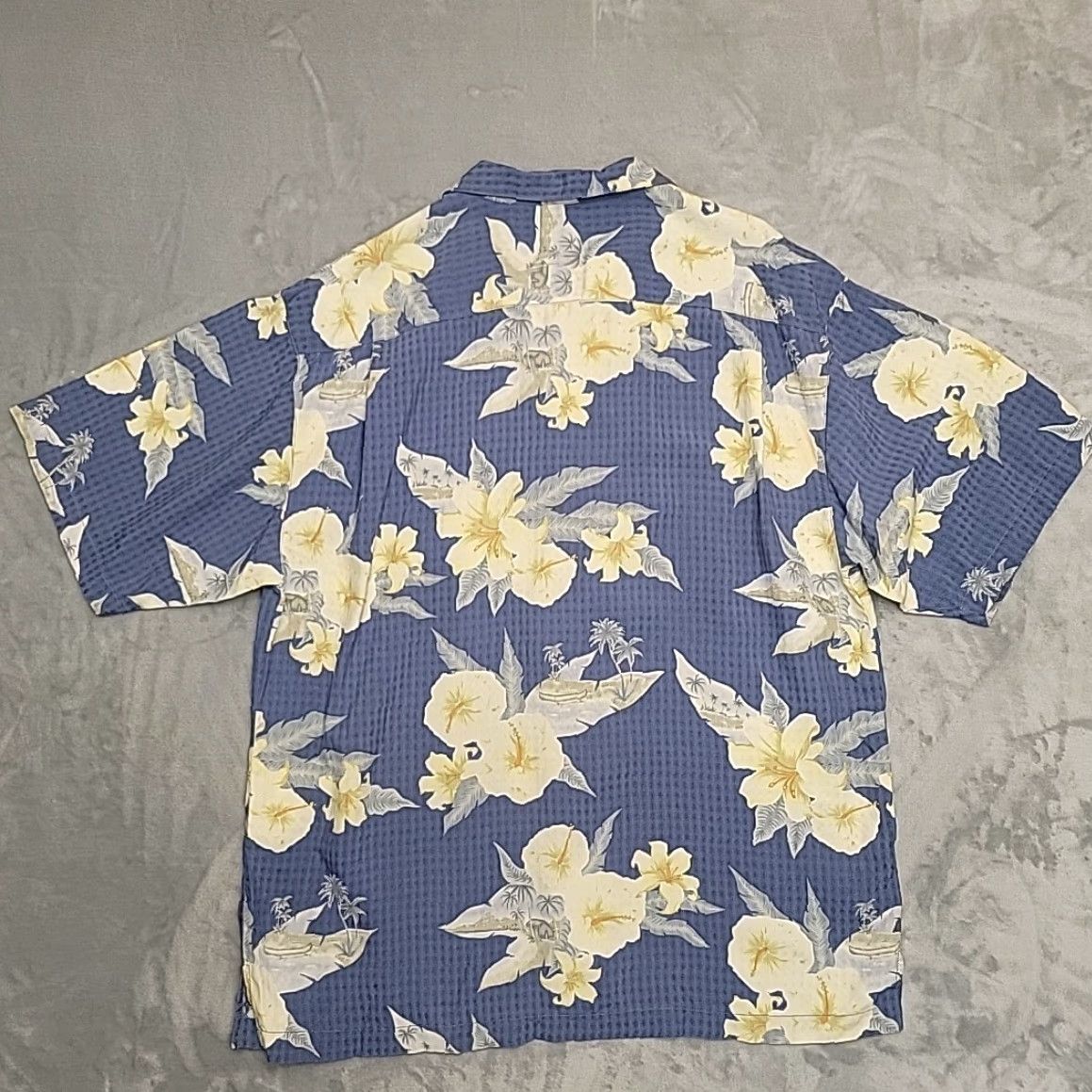 Tommy Bahama Tommy Bahama Shirt Men L Blue 100% Silk Floral Hawaiian Short Sleeve Loop Collar Size US L / EU 52-54 / 3 - 6 Thumbnail