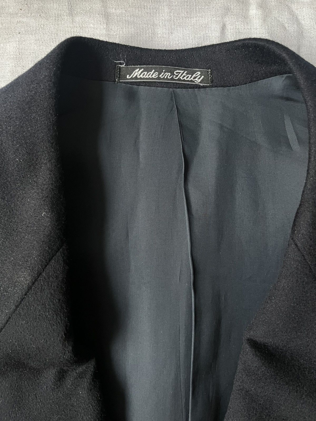 Giorgio Armani Giorgio Armani Cashmere Navy Double-Breasted Blazer Size 42L - 6 Thumbnail