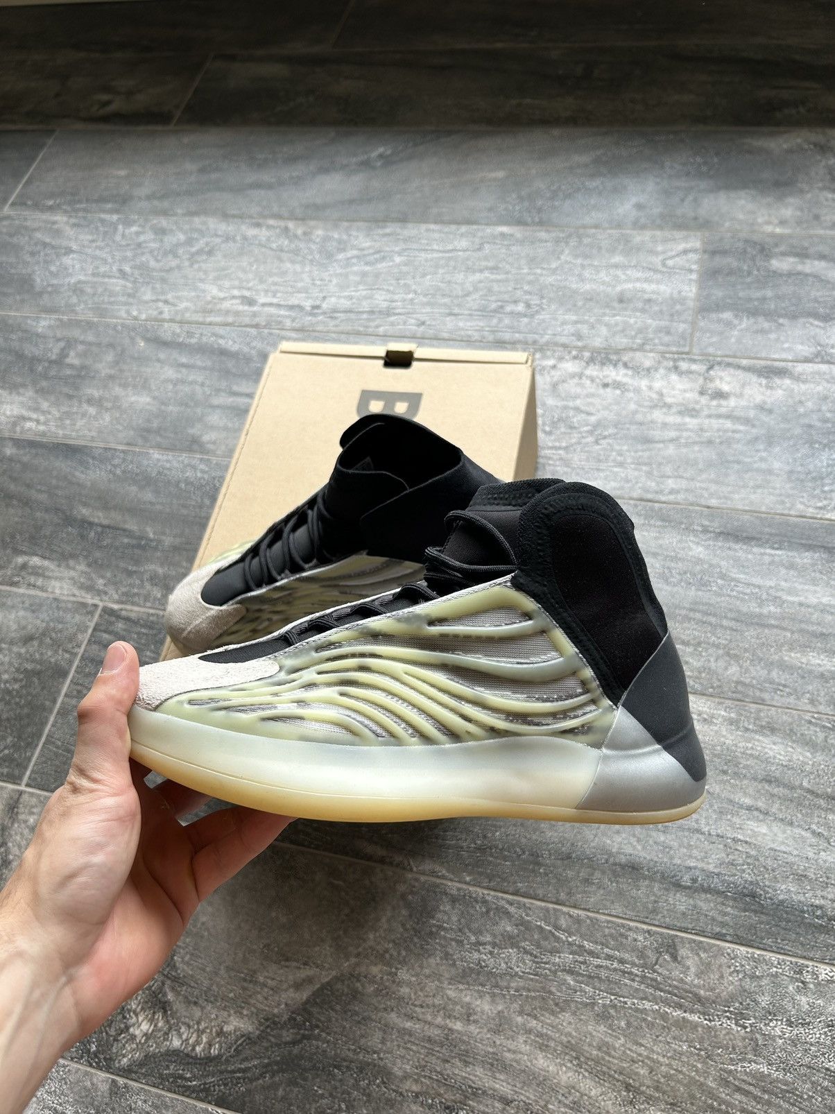 Adidas YEEZY QNTM BOOST BASKETBALL OG Kanye West