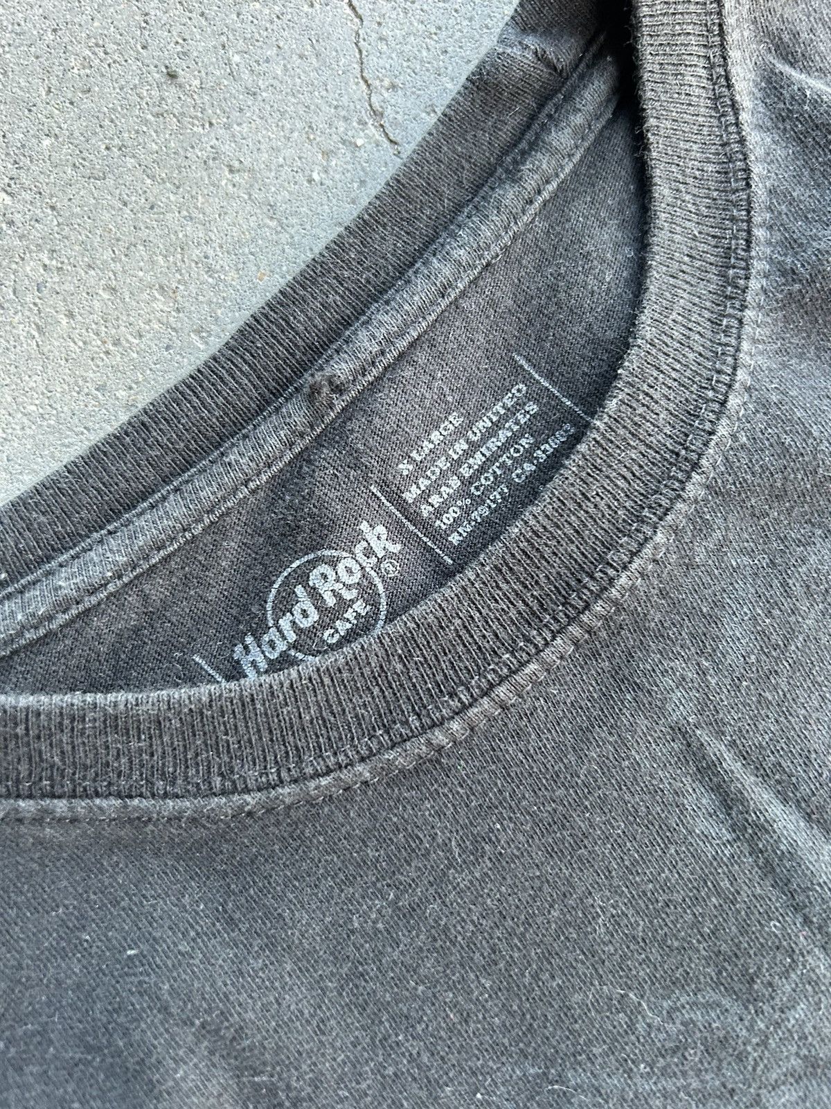 Hard Rock Cafe × Vintage Vintage Y2K Hard Rock Cafe Asia Shirt Size US XL / EU 56 / 4 - 4 Thumbnail
