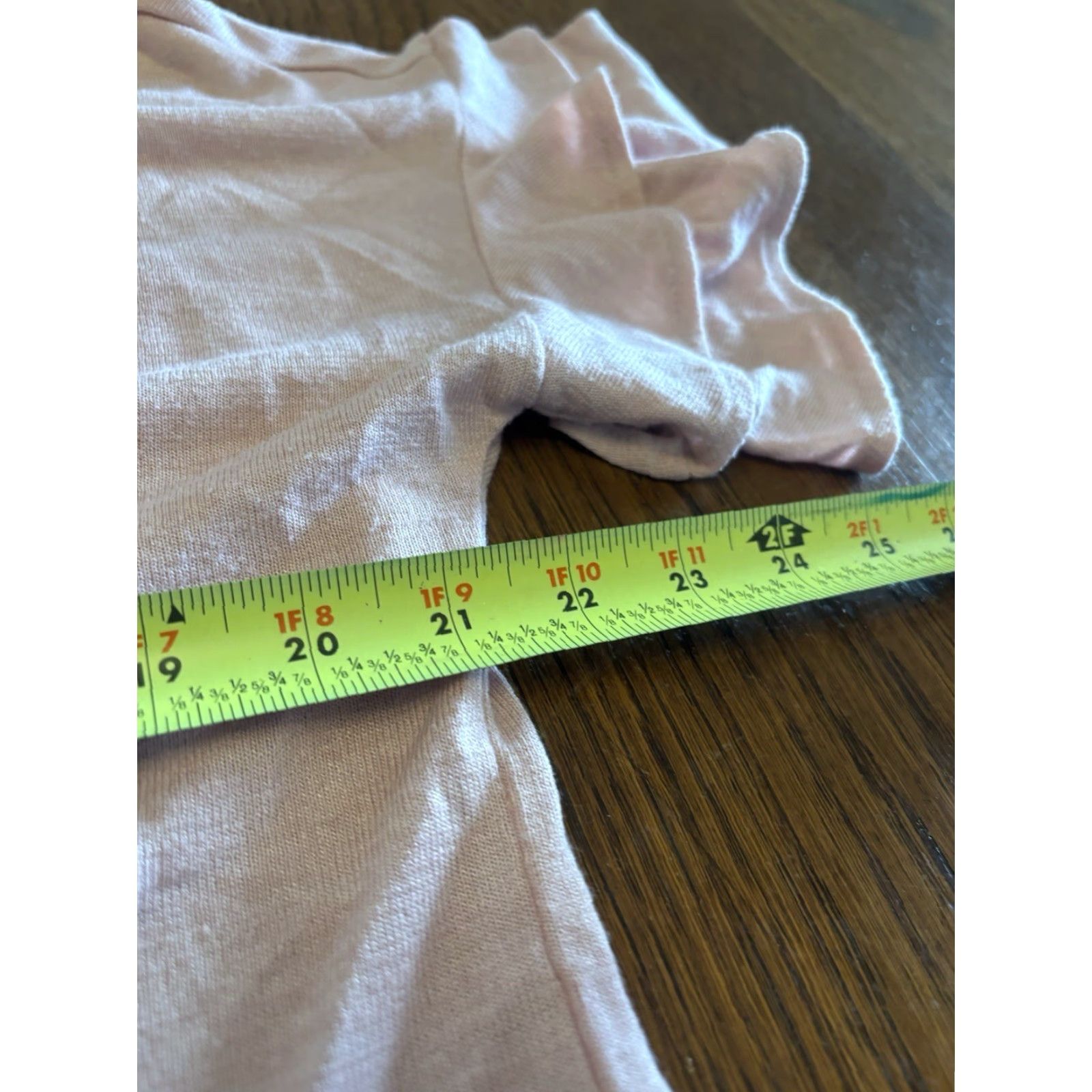 Banana Republic Banana Republic Shirt Womens M Short Sleeve Blouse Beige Zip Flutter Sleeve Classic Round Neck Size M / US 6-8 / IT 42-44 - 3 Thumbnail