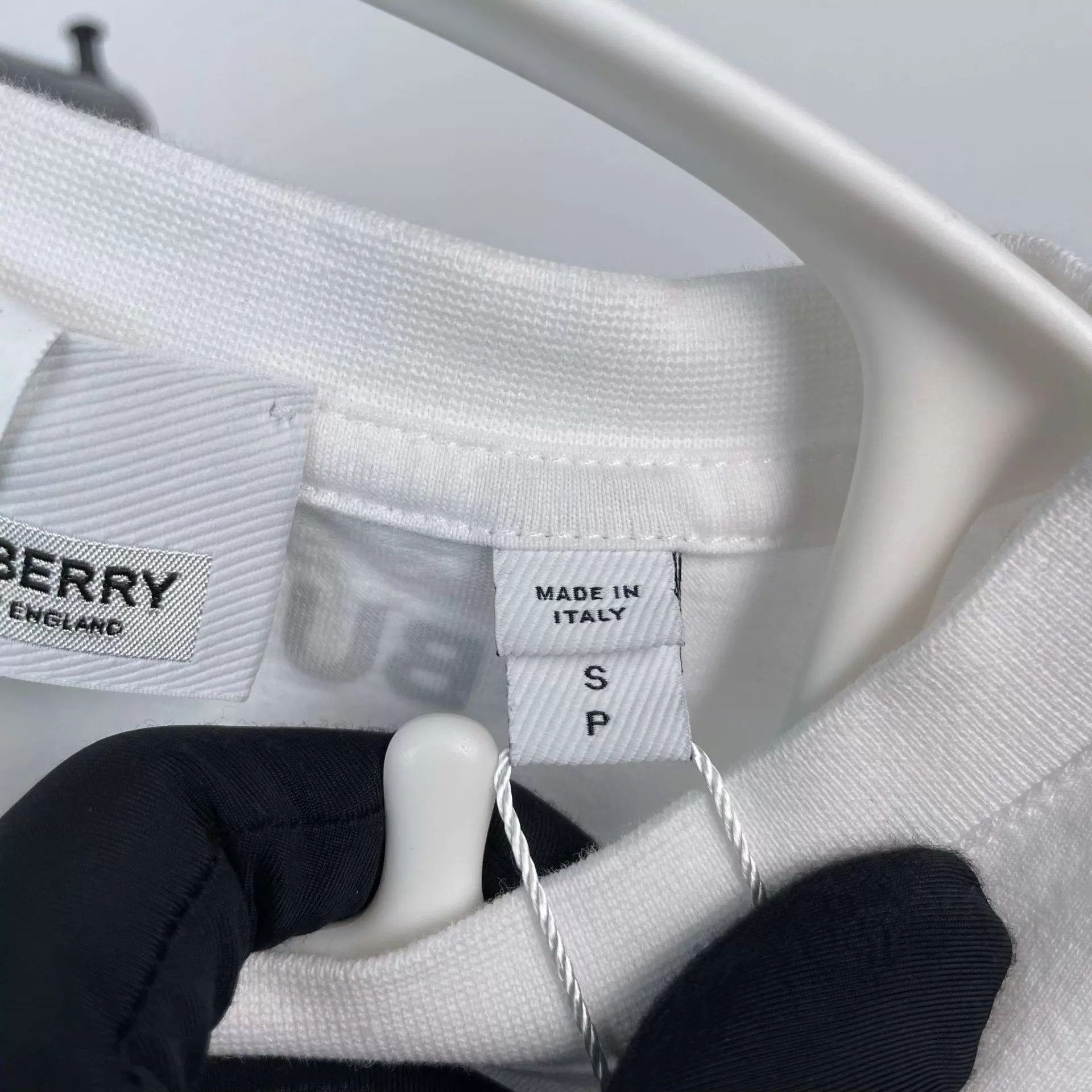 Burberry Burberry 98 New Yellow Monster Short Sleeve White Size S Size US S / EU 44-46 / 1 - 6 Thumbnail