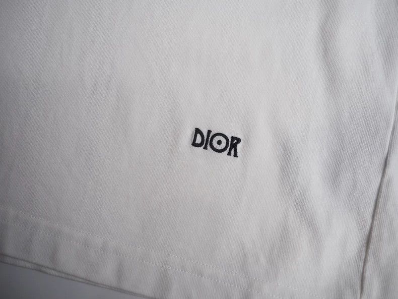 Dior DIORWhite Photo Short Sleeve 2502-Nextarrow Size US M / EU 48-50 / 2 - 5 Thumbnail