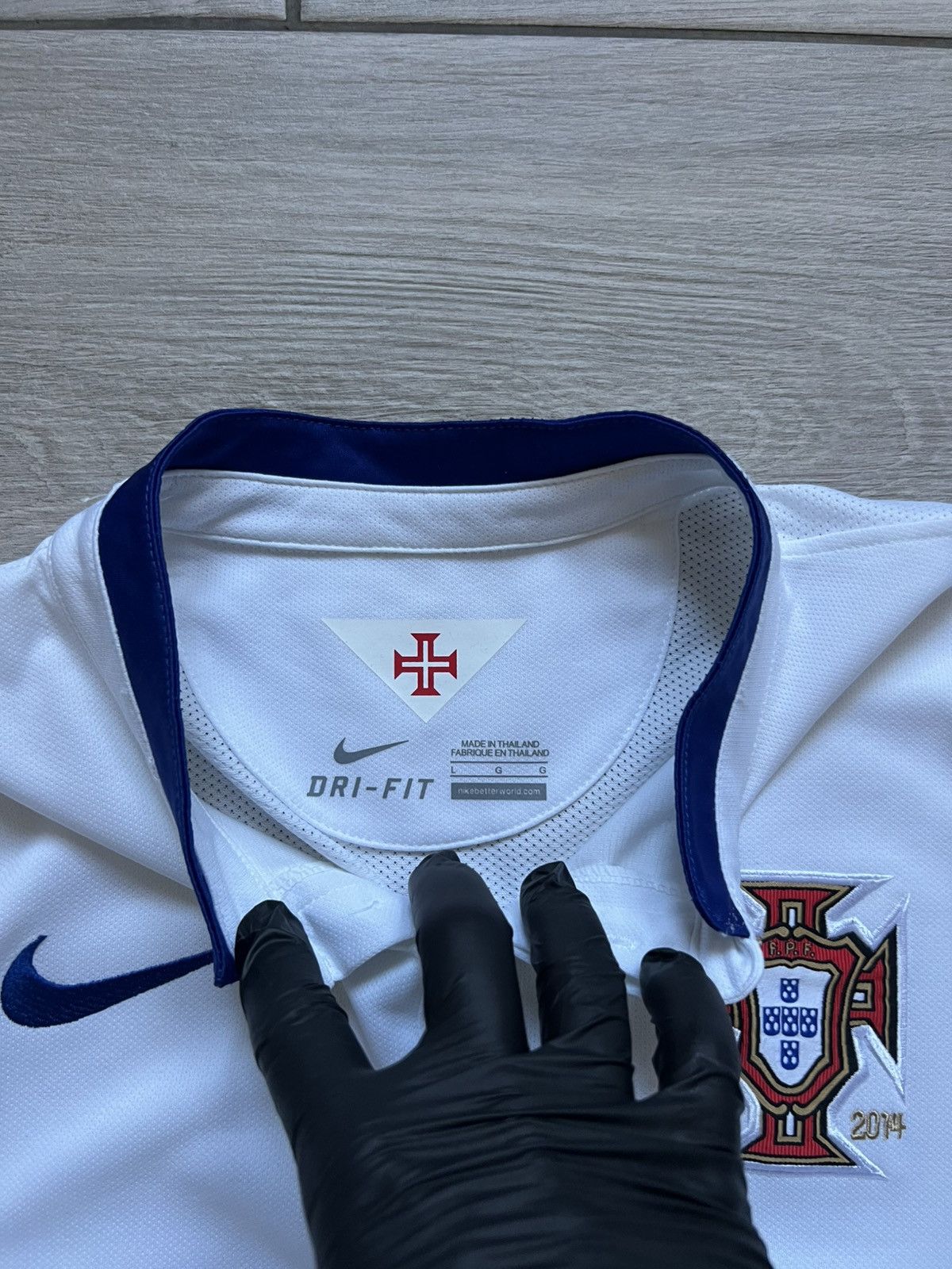 Nike Nike Portugal National Team Soccer Jersey White Size US L / EU 52-54 / 3 - 6 Thumbnail