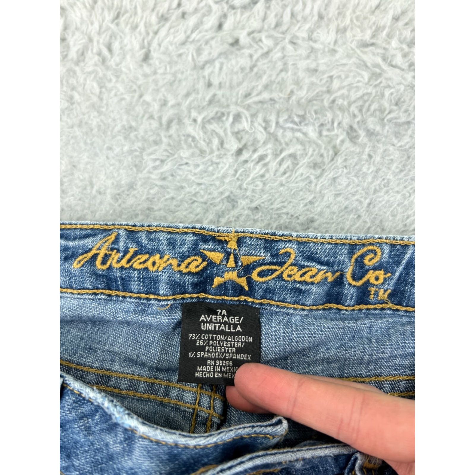 Lee Lee Jeans Bootcut Womens 12 Blue Denim Embroidered Cotton Blend Regular Inseam 29" 5-Pocket Designer Cowboy Southwestern American Small details Size 34" / US 12 / IT 48 - 3 Thumbnail