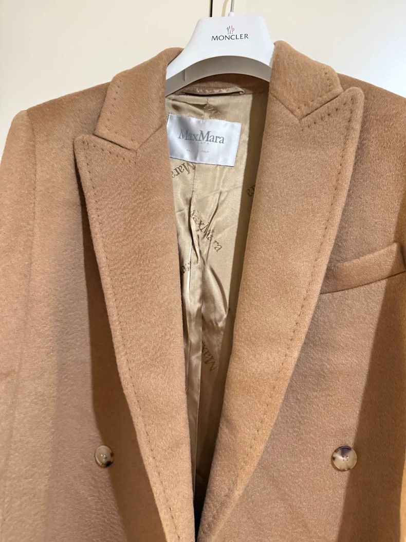 Max Mara Max Mara Limited Camel Hair Show Cloak Coat Size XL / US 12-14 / IT 48-50 - 1 Thumbnail